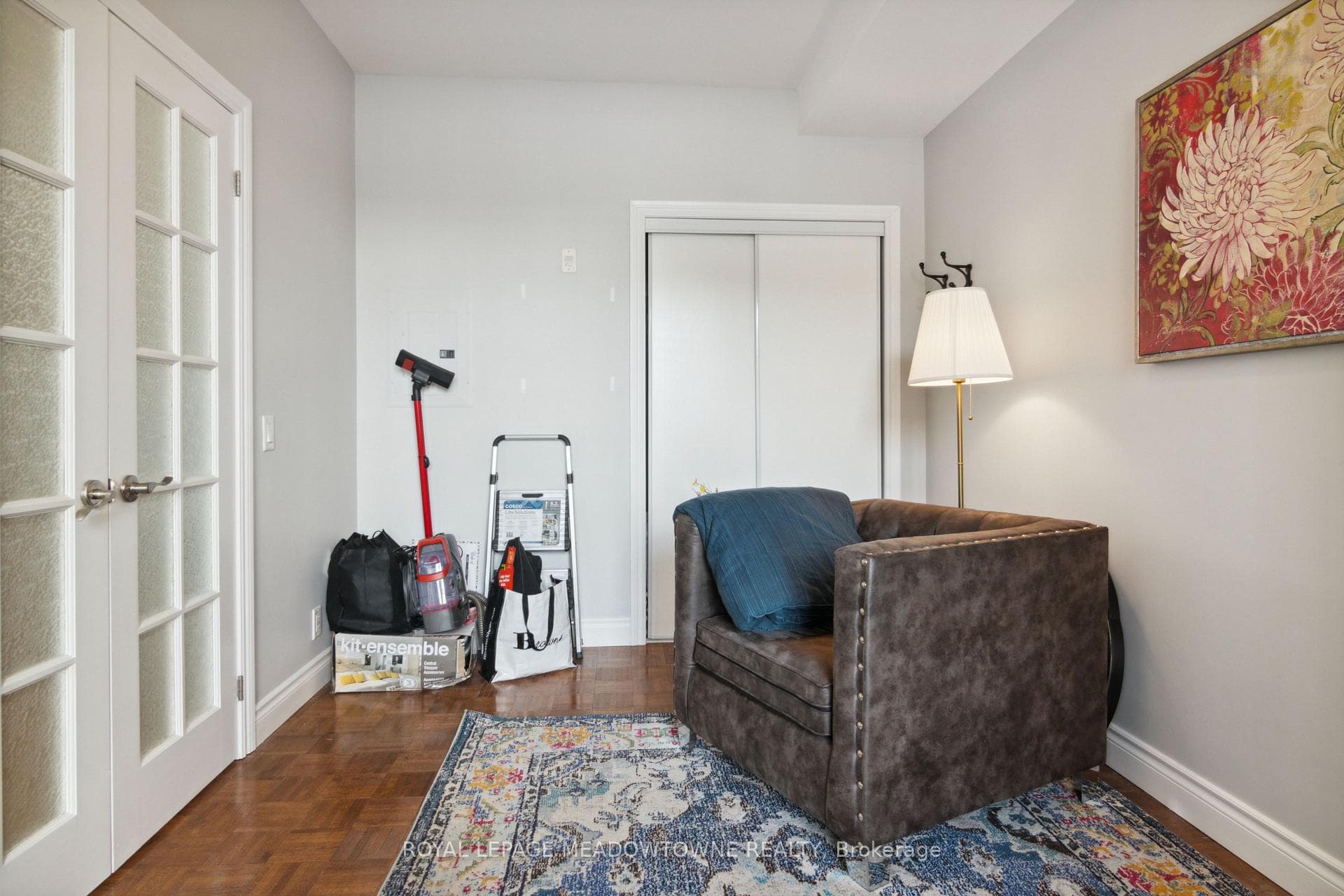 9519 Keele Street Unit 223 photo 26
