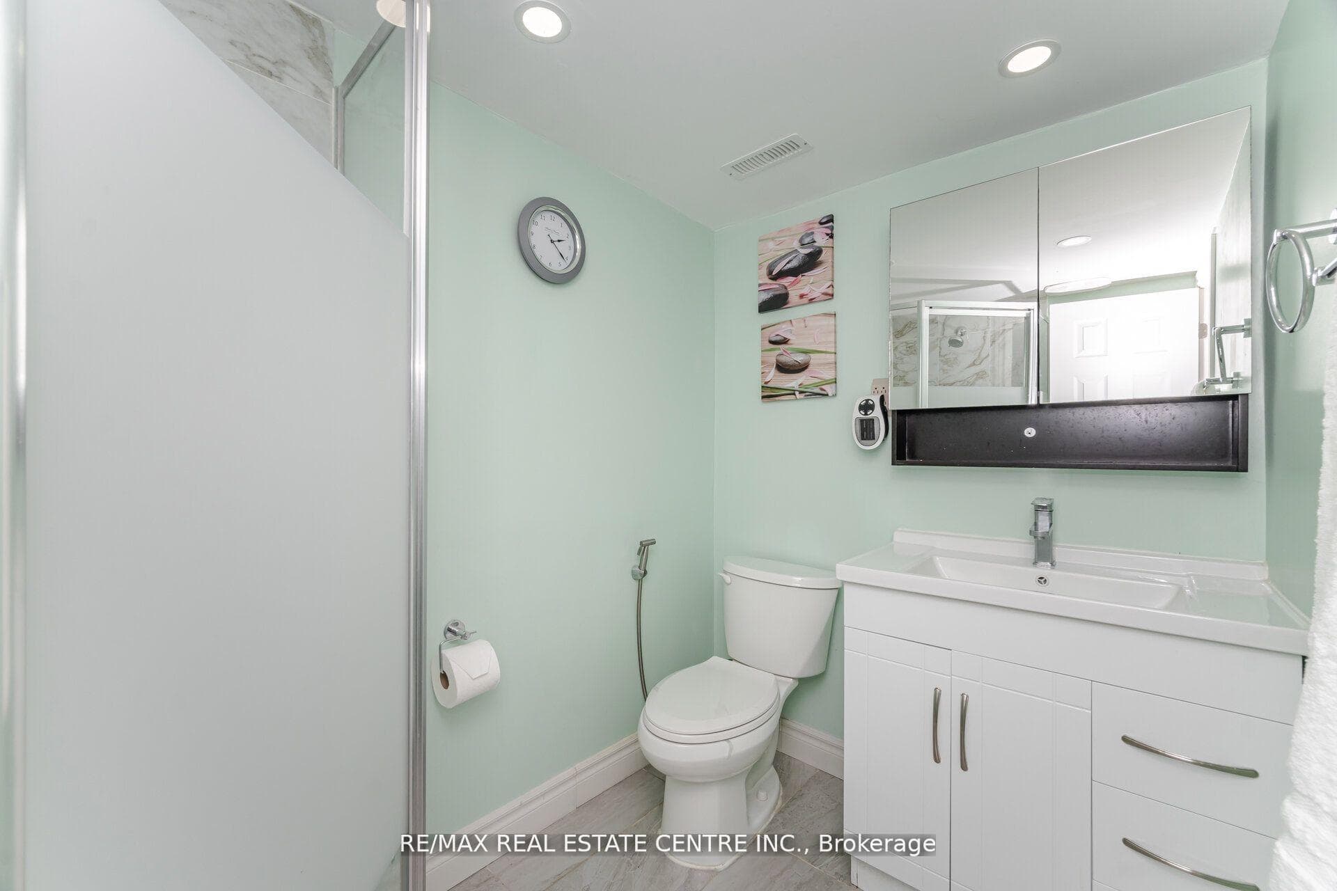 19 Seneca Drive photo 38