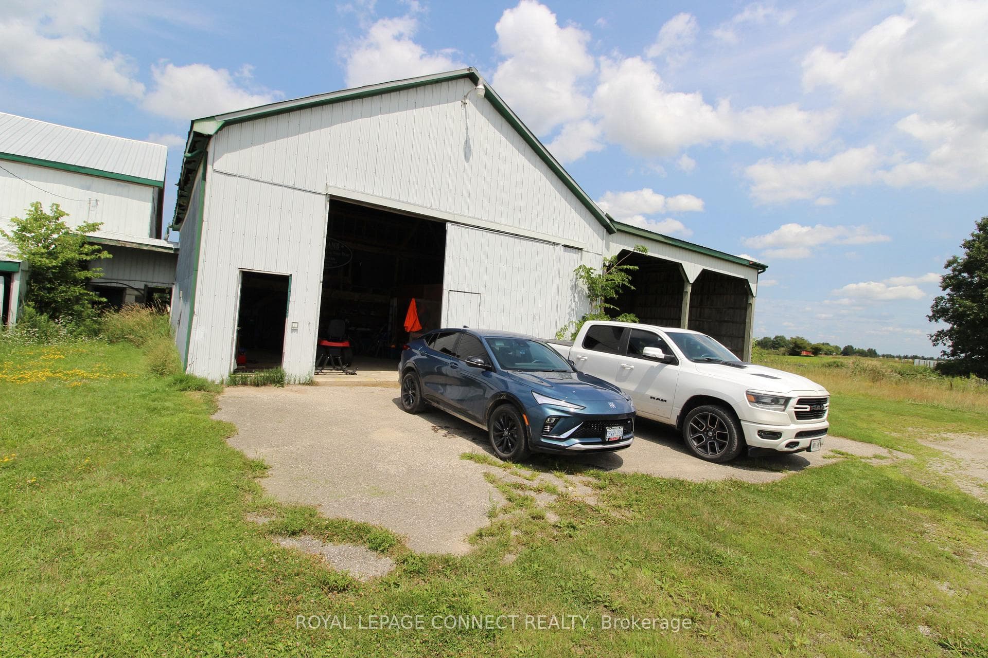 10748 McEwen Drive Unit ..House photo 24