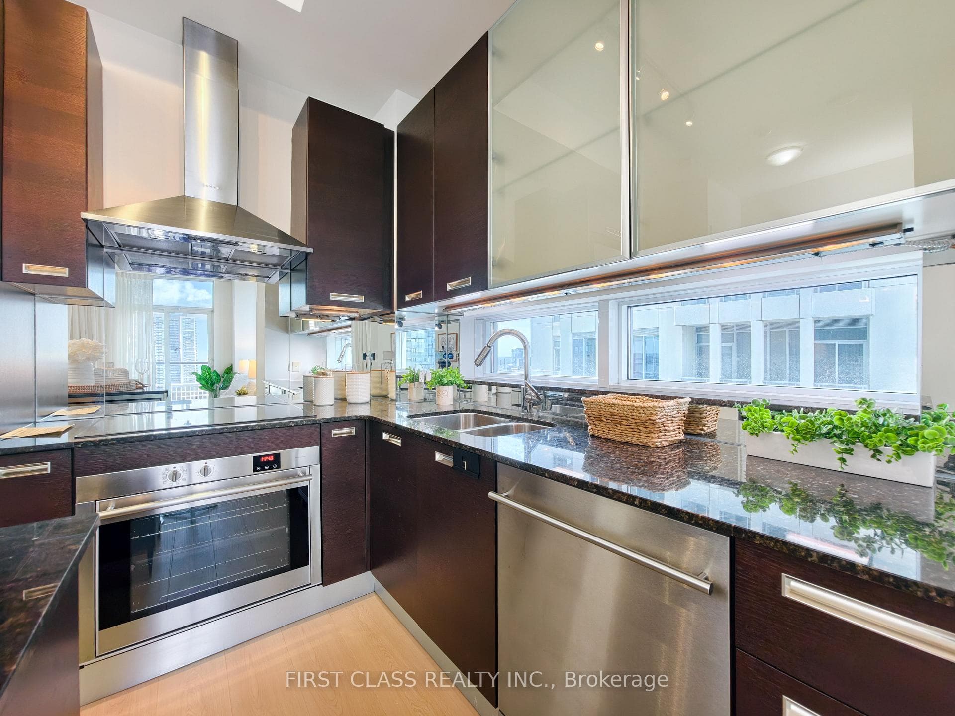21 Balmuto Street Unit 2501 photo 11