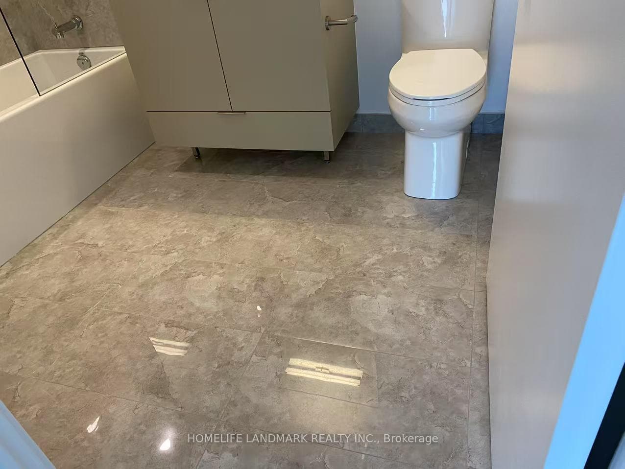 15 Queens Quay Unit 2306 photo 7