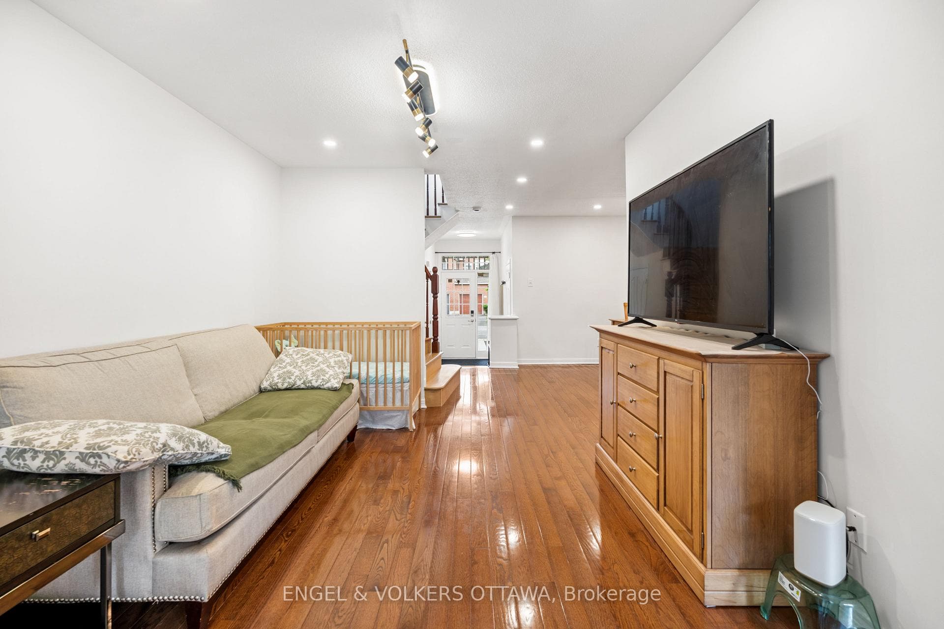 18 Cambray Lane photo 17