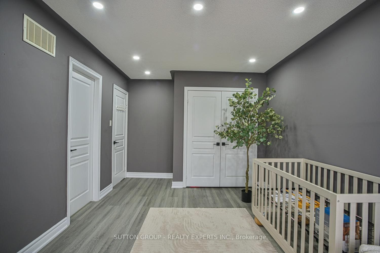 373 Sunny Meadow Boulevard photo 33