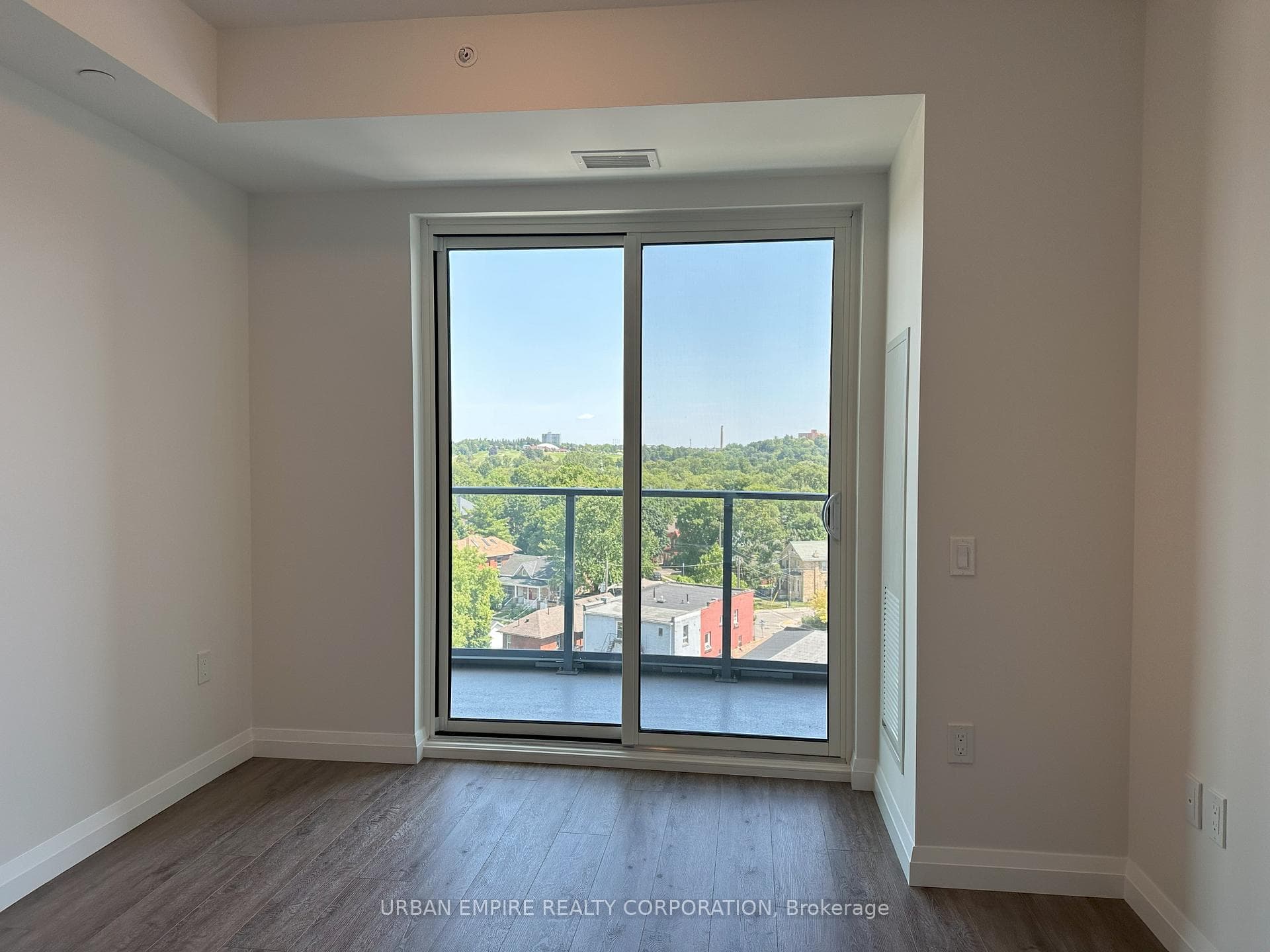 93 Arthur Street Unit 803 photo 14