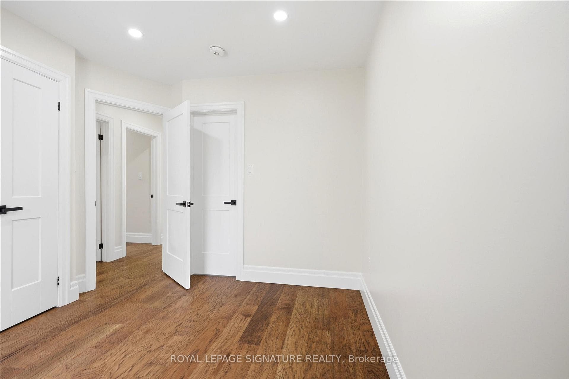 24 Treeview Drive photo 20