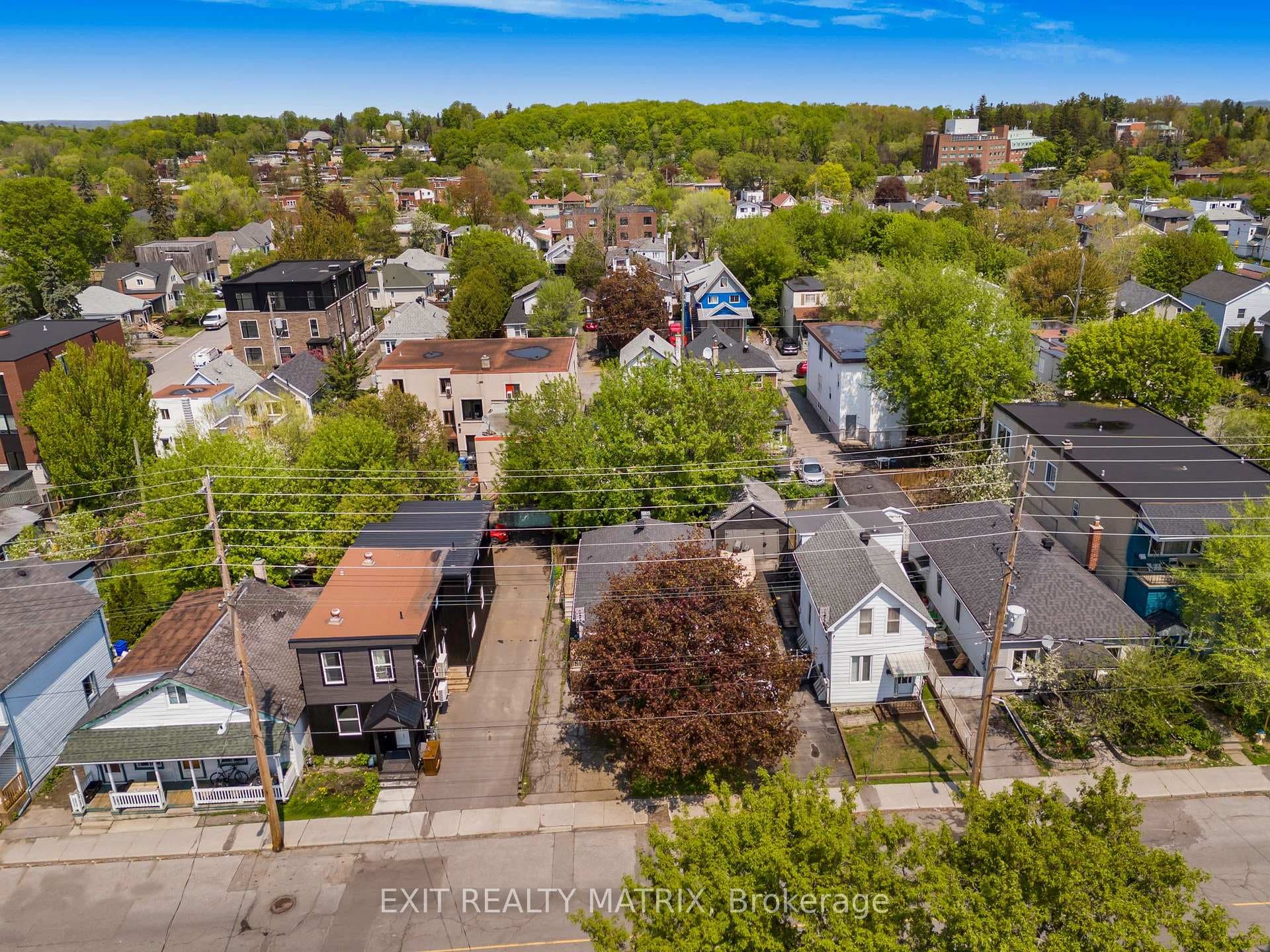 261 Montfort Street photo 33
