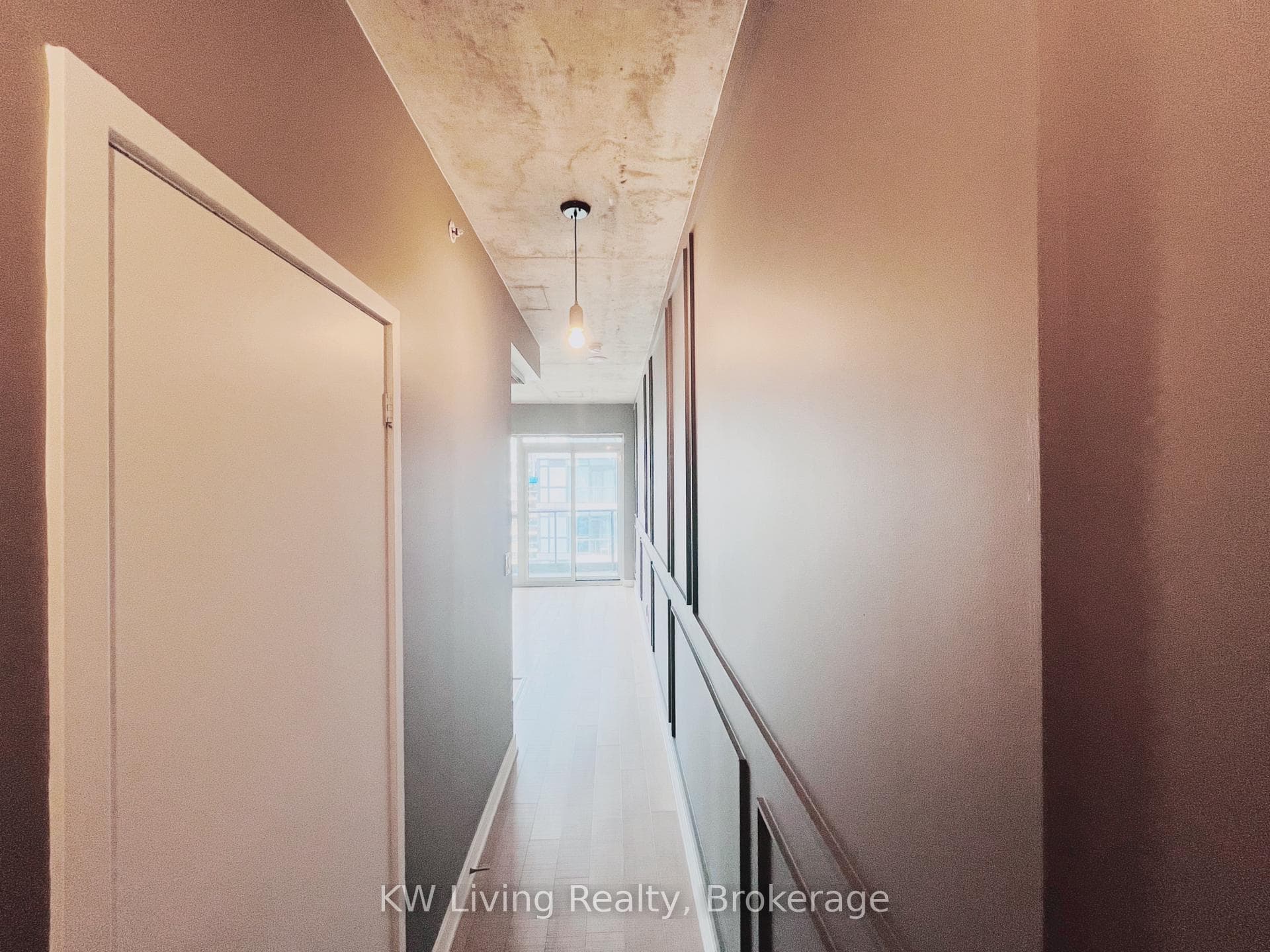 210 Simcoe Street Unit 912 photo 20