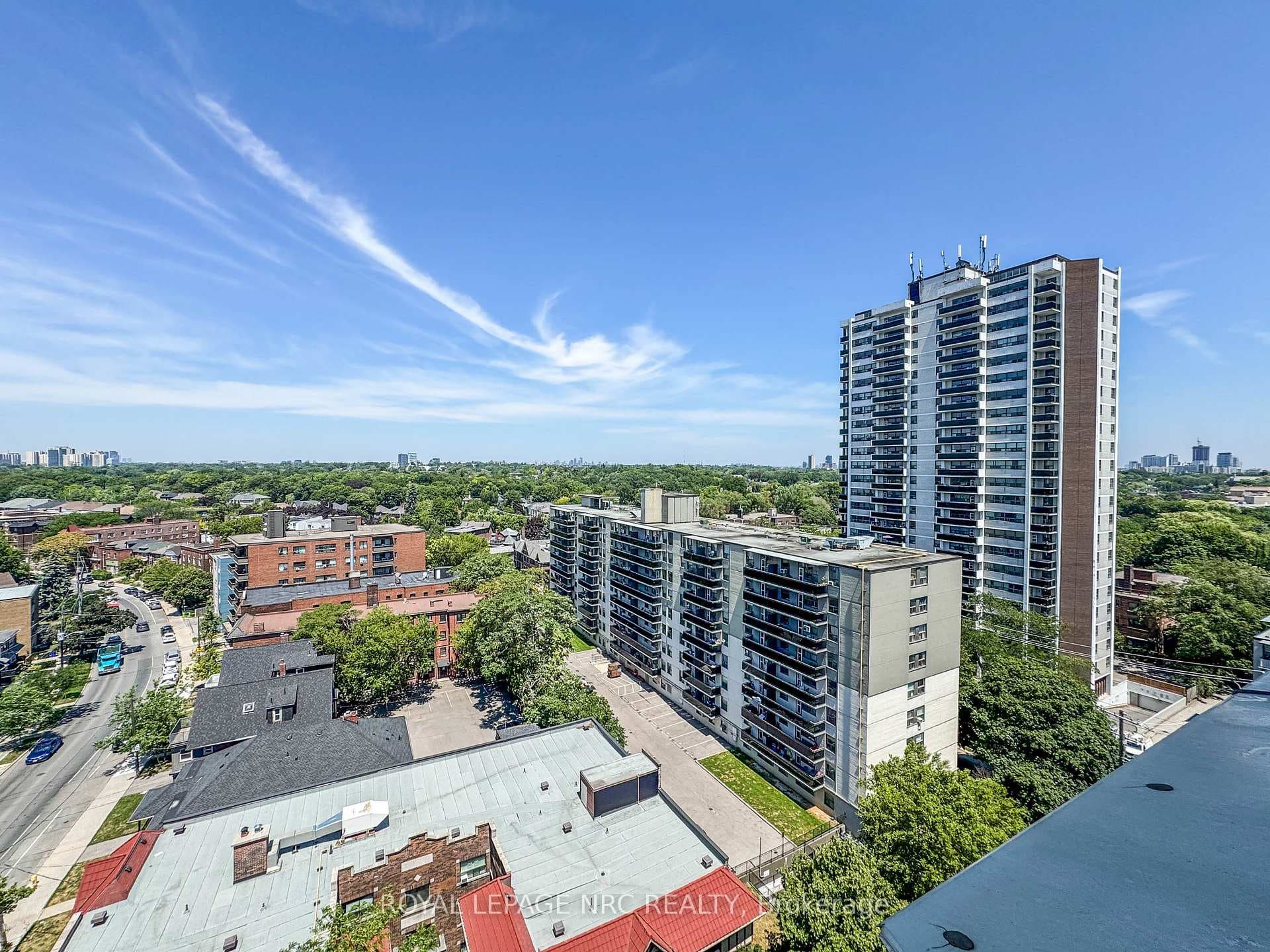 15 Maplewood Avenue Unit PH 6 photo 25