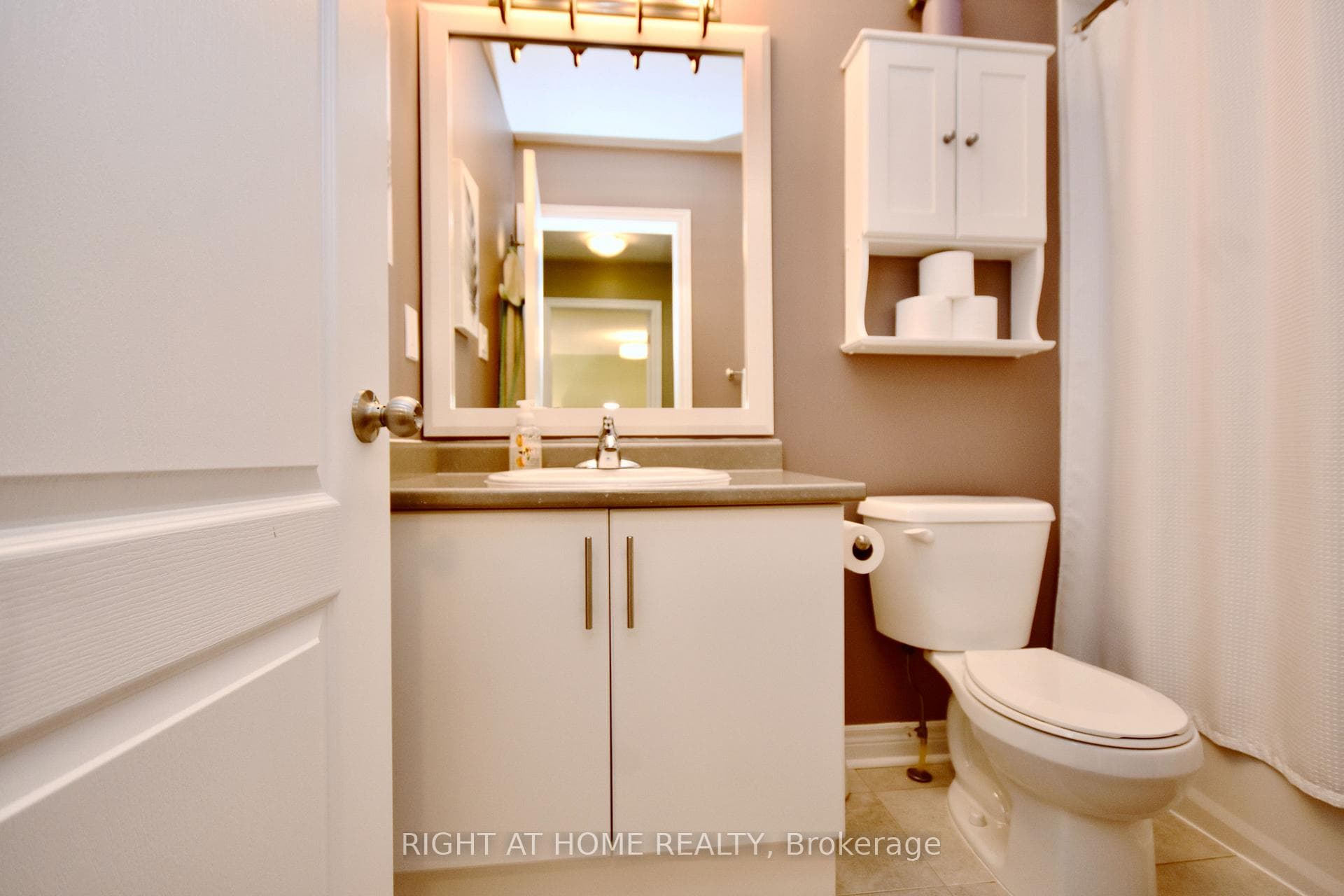 4 pc bathroom