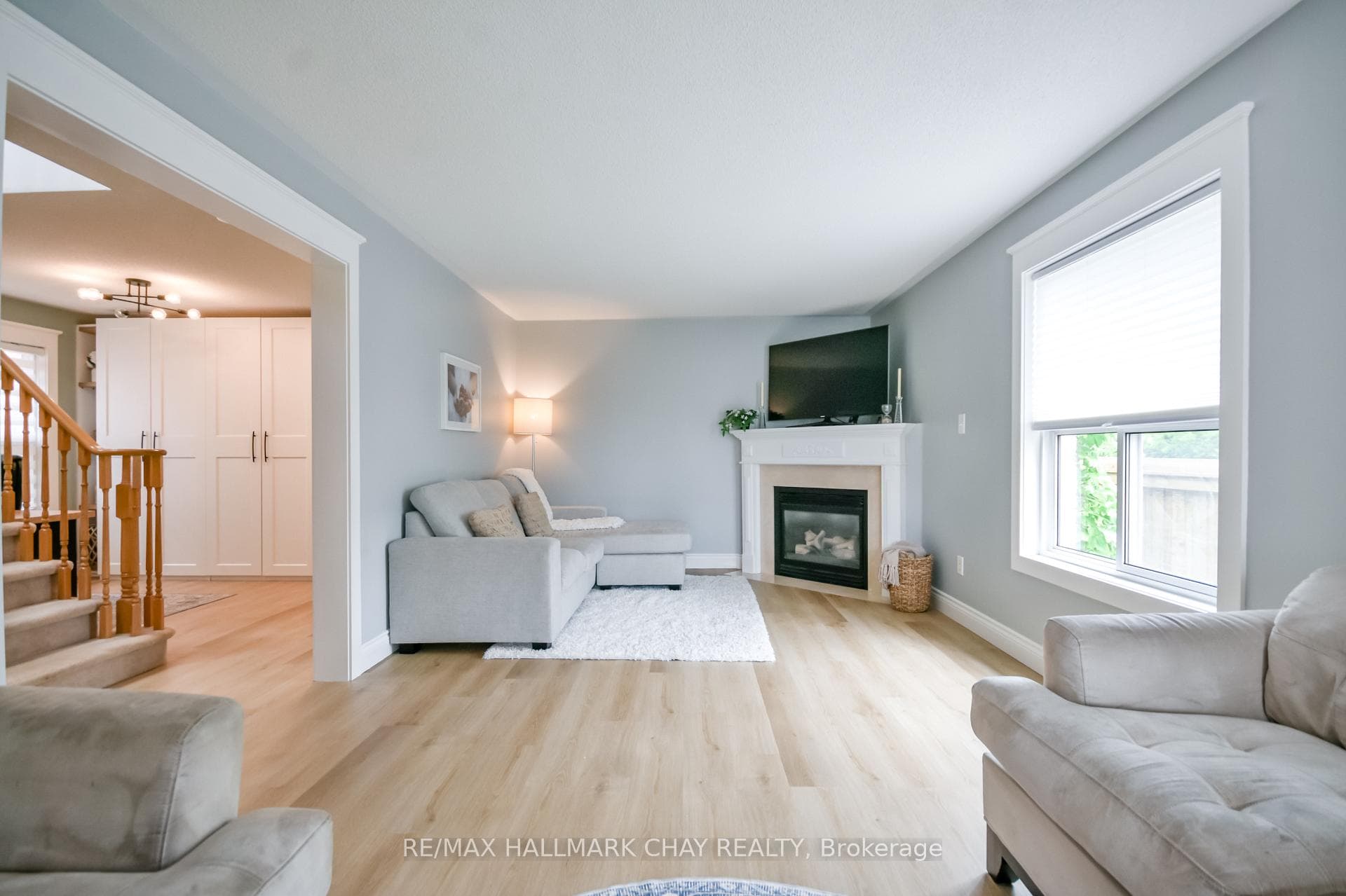 1 Hawkins Drive photo 9
