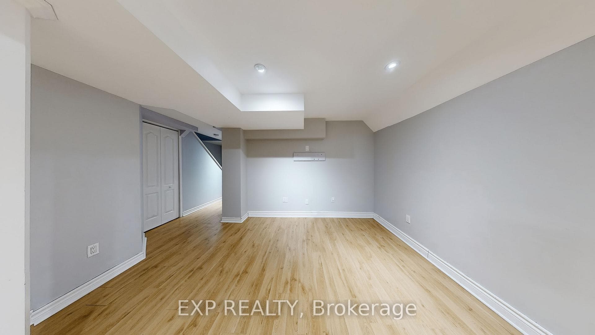 60 Tincomb Crescent photo 23