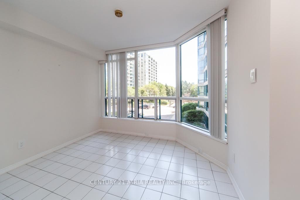 4725 Sheppard Avenue Unit 301 photo 28