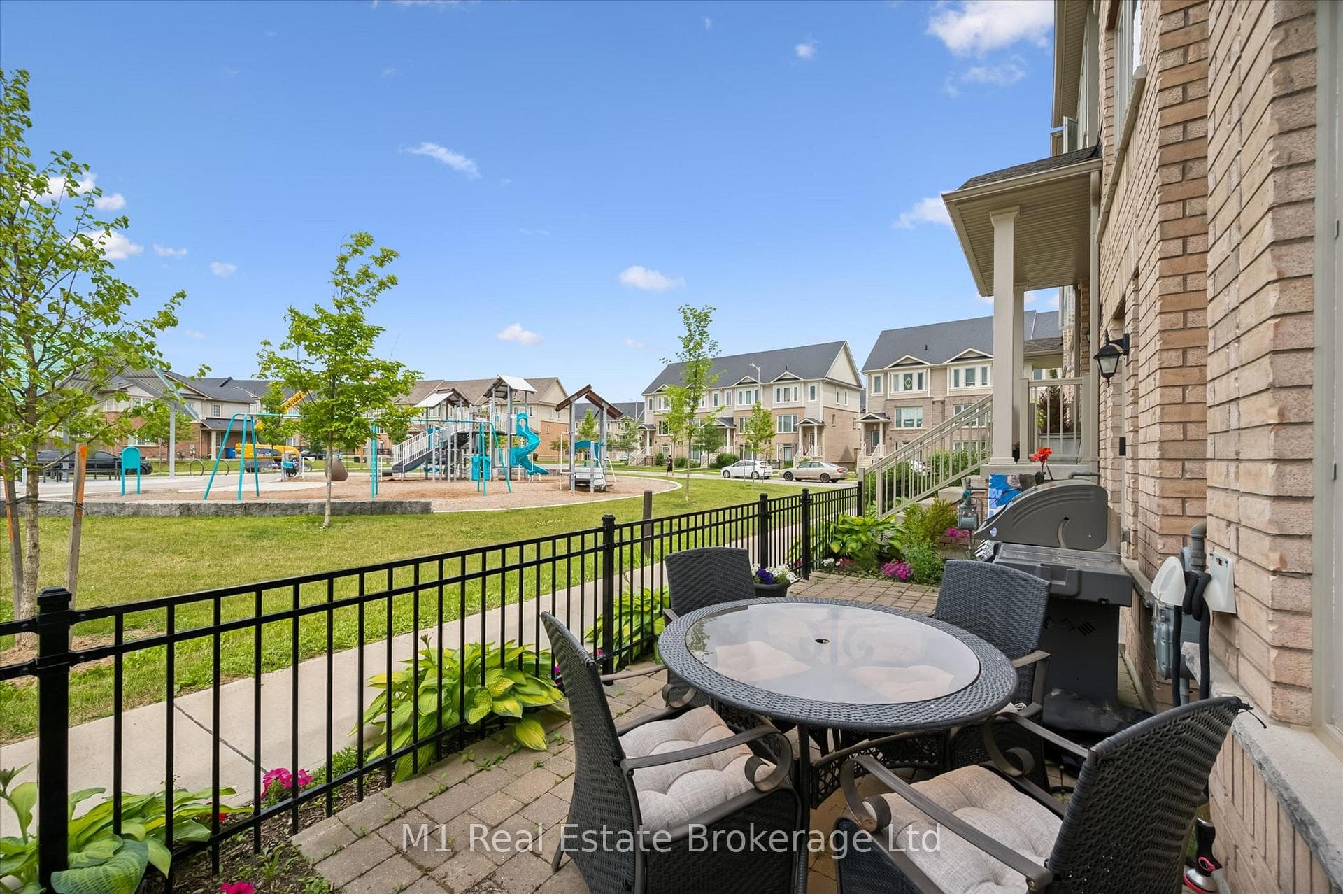 279 Law Drive photo 9