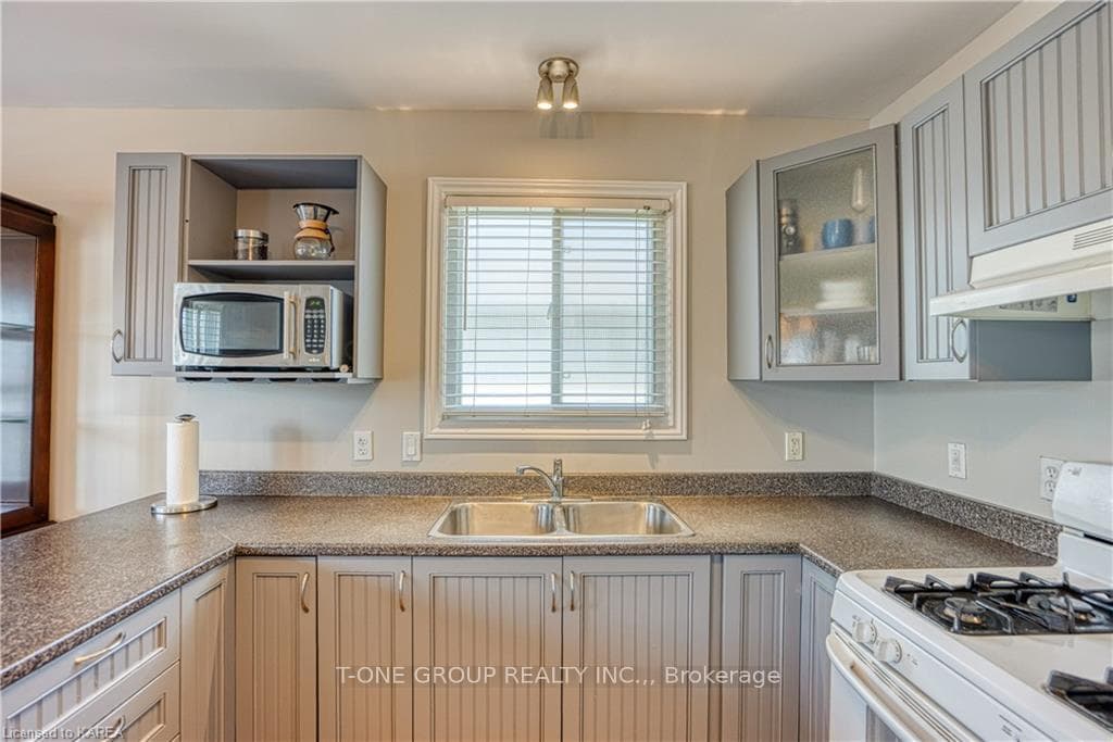 385 Morningside Drive photo 12