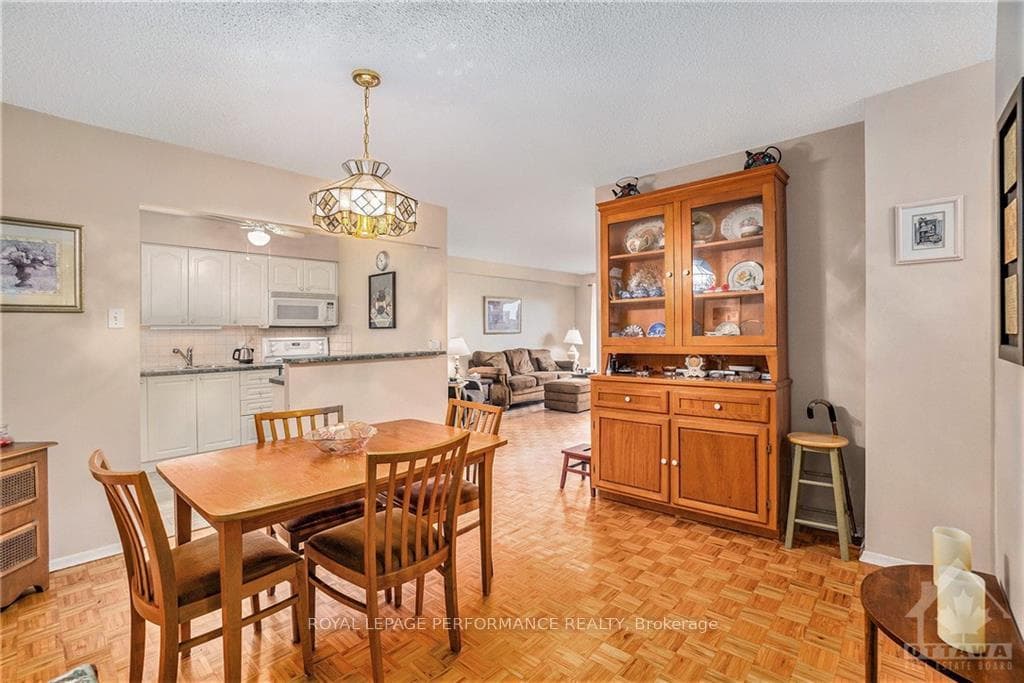 158B MCARTHUR Avenue Unit 1505 photo 4
