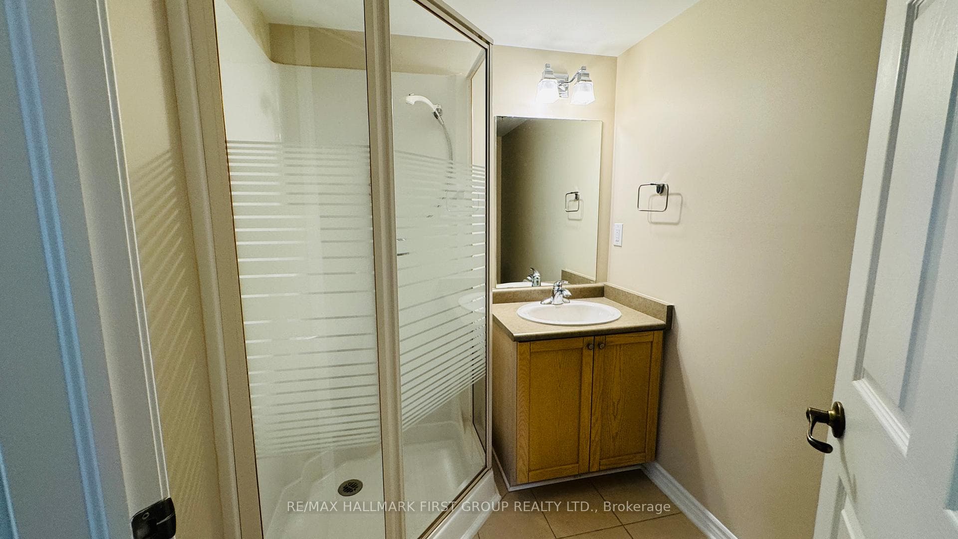 1460 Bishops Gate Unit 210 photo 12