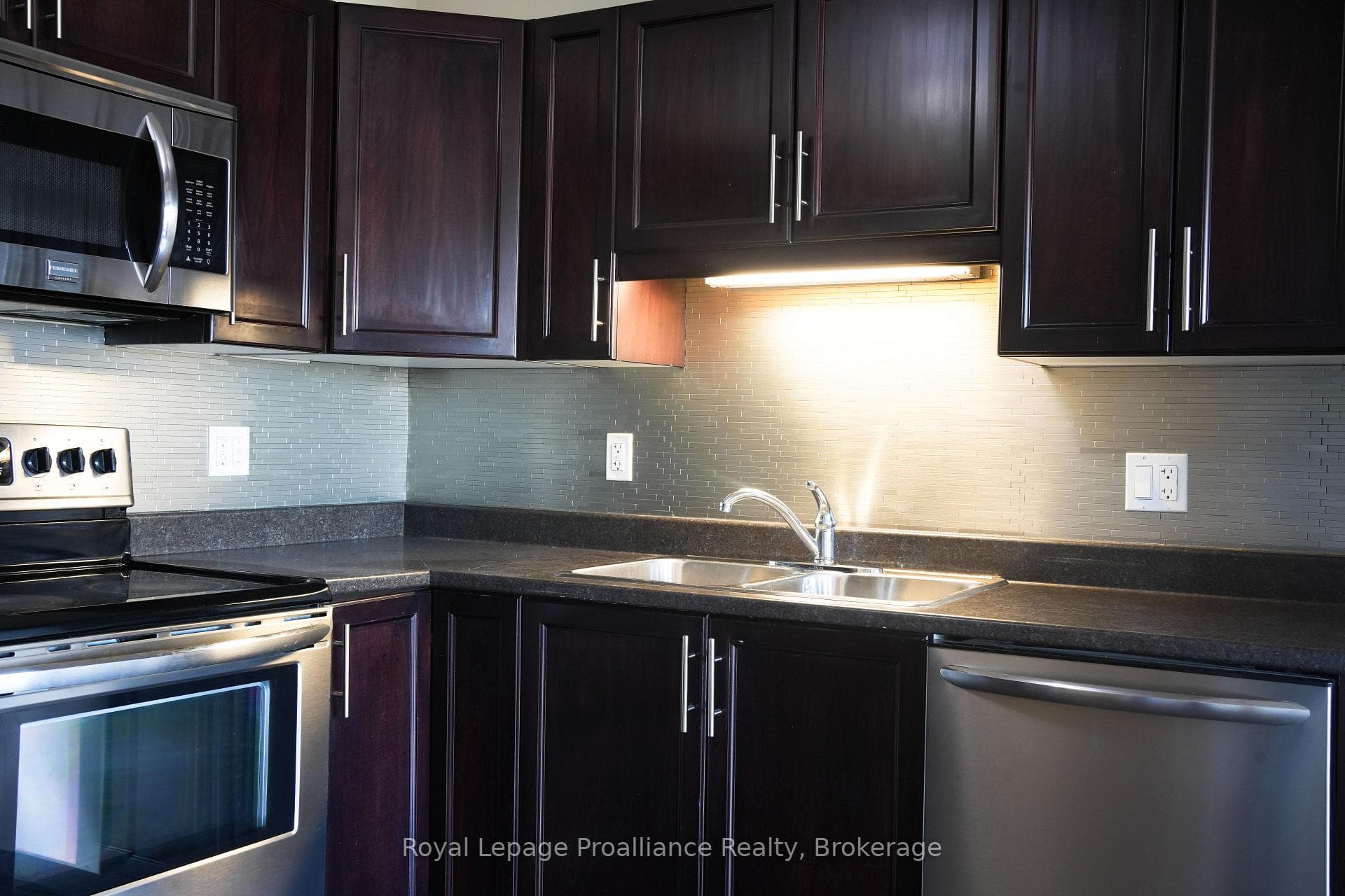 77 Mountain Ash Drive photo 6