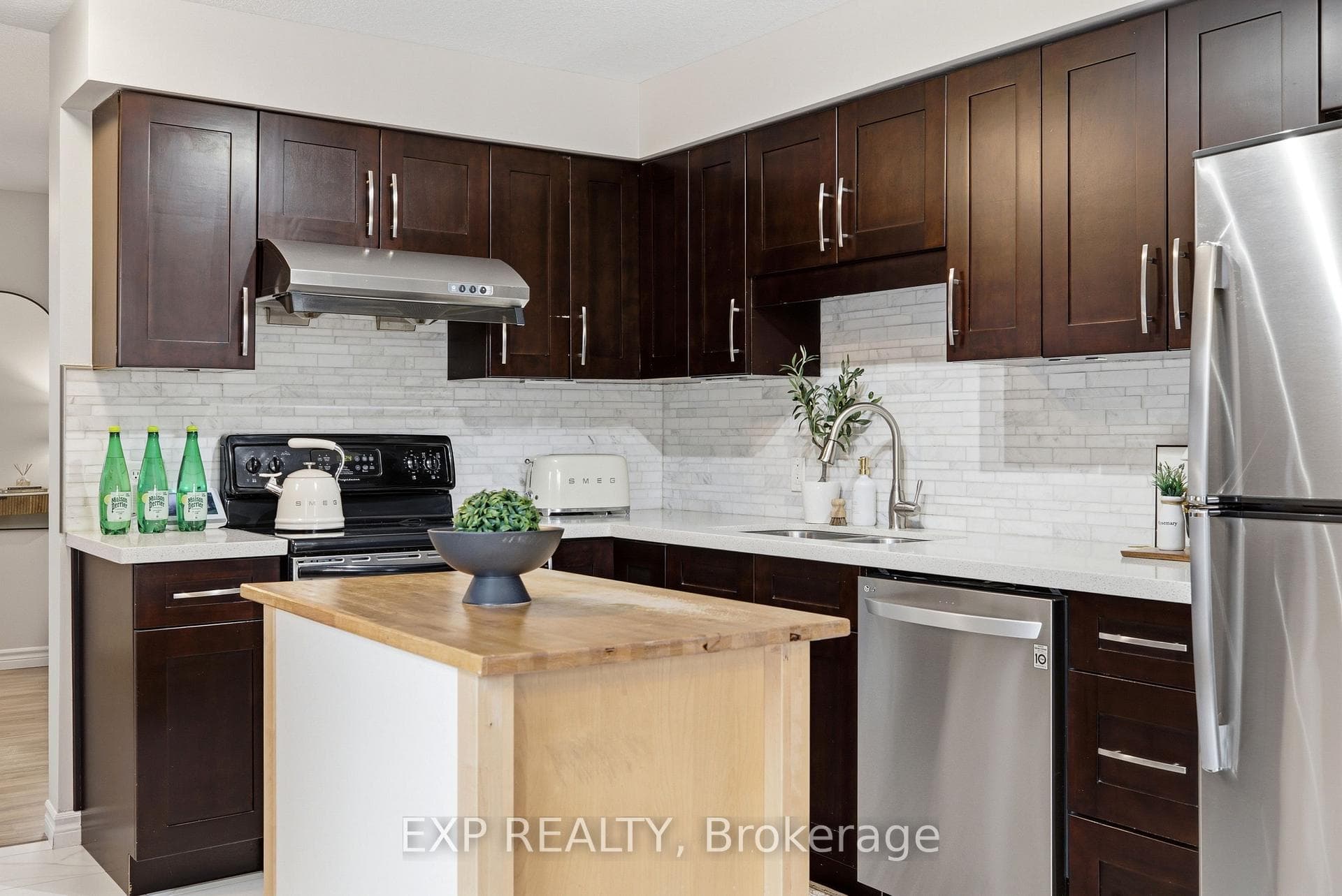 704 Jacob Lane photo 11