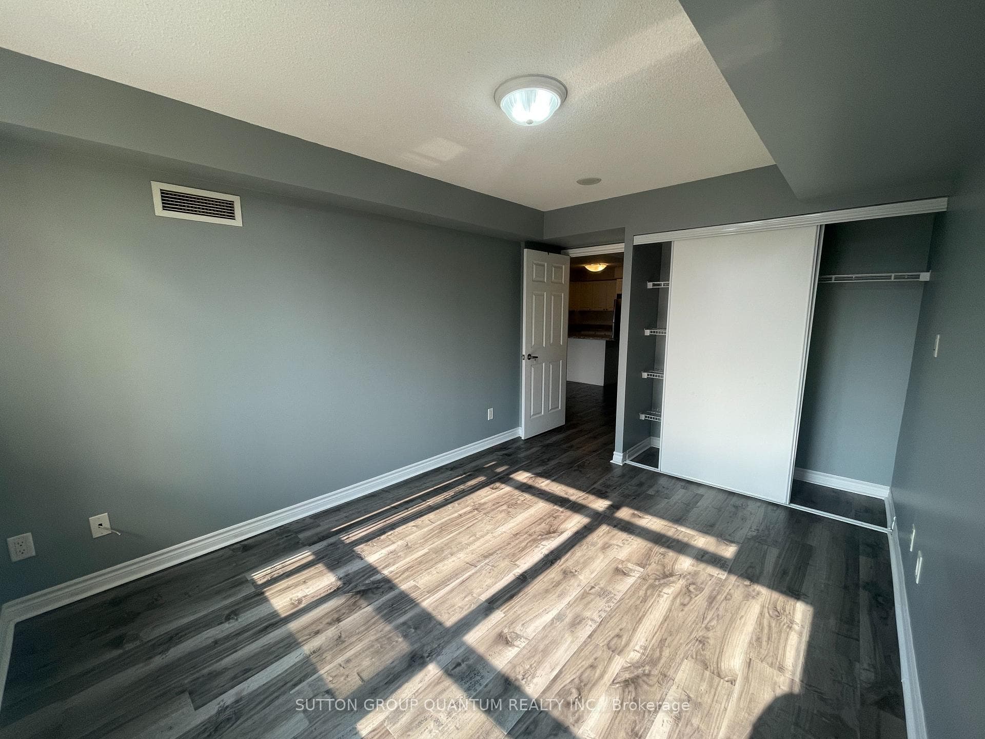 3880 Duke of York Boulevard Unit 1503 photo 13