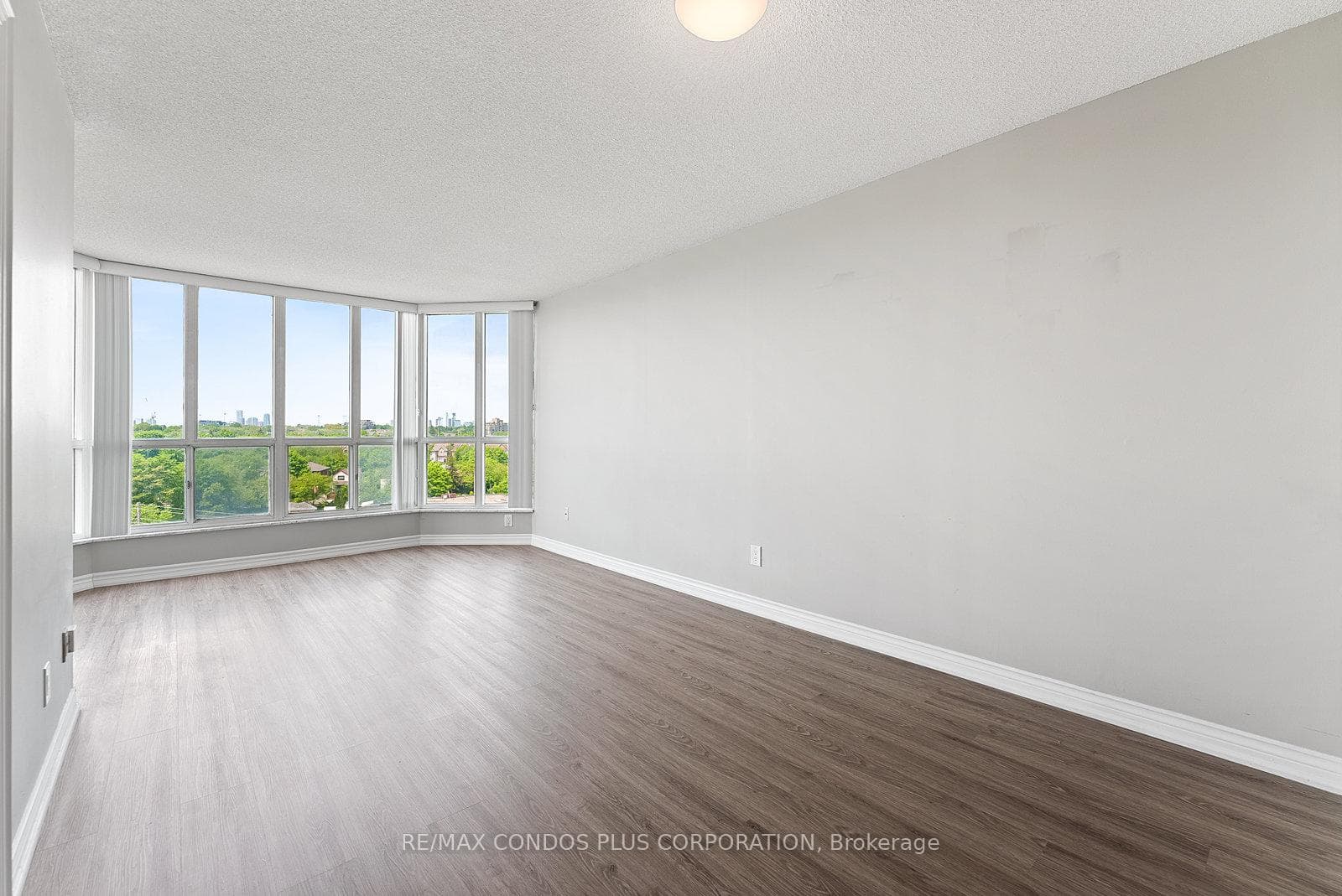 2285 Lake Shore Boulevard Unit 609 photo 12