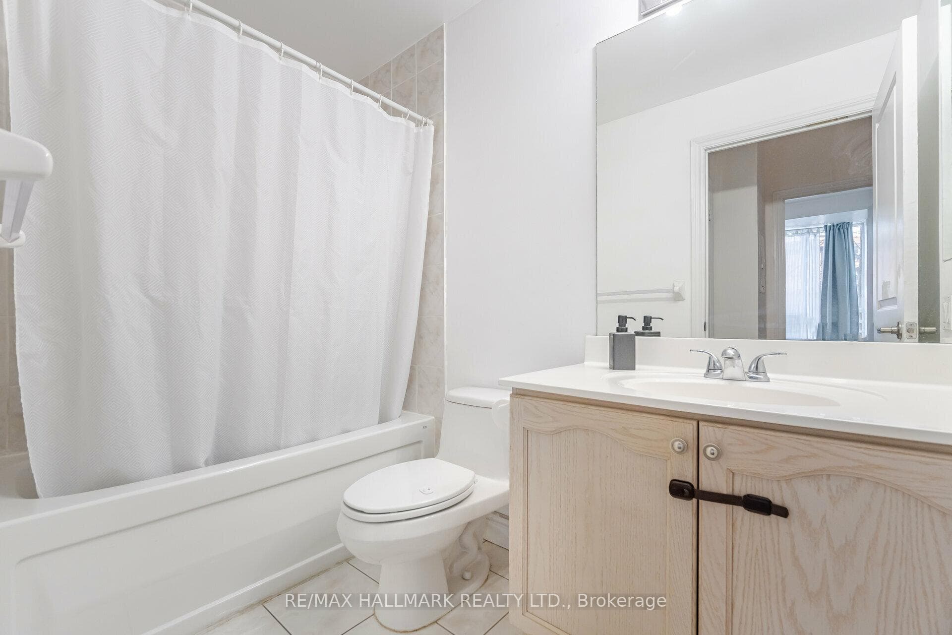 25 Earlington Avenue Unit 104 photo 29