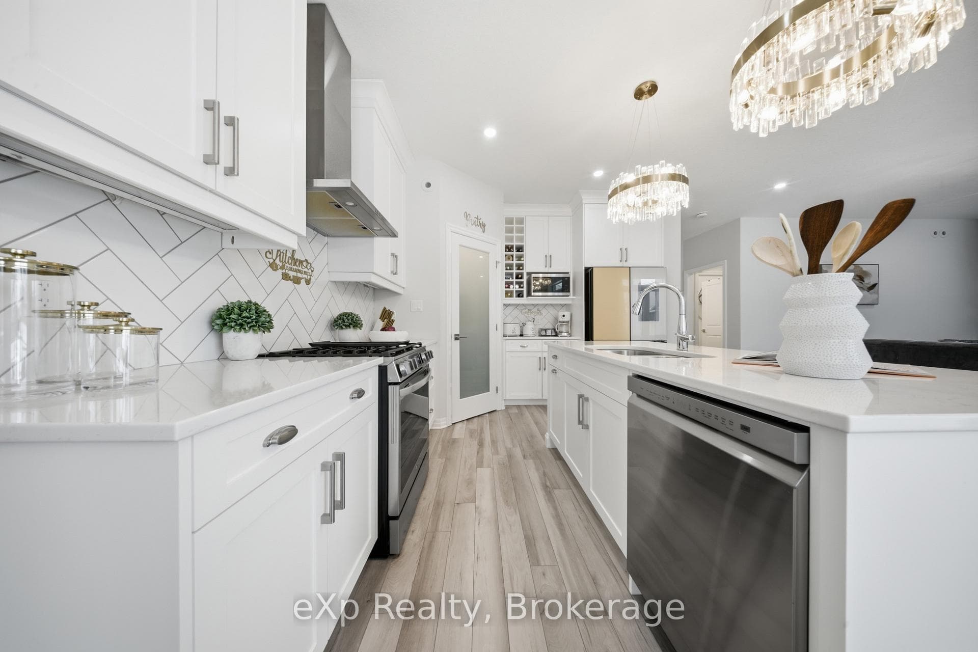 89 Acorn Trail photo 15