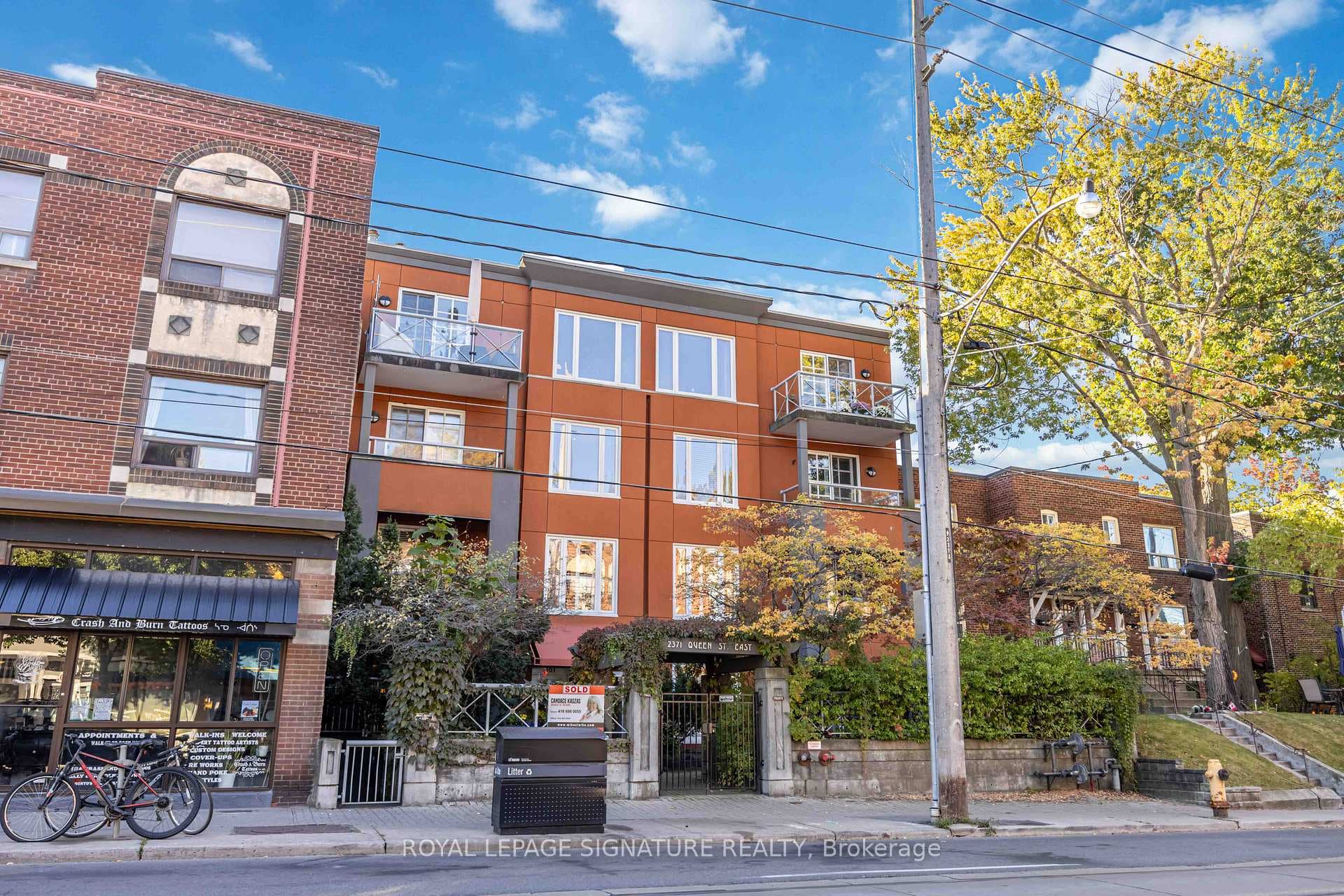 2371 Queen Street Unit 301 photo 1