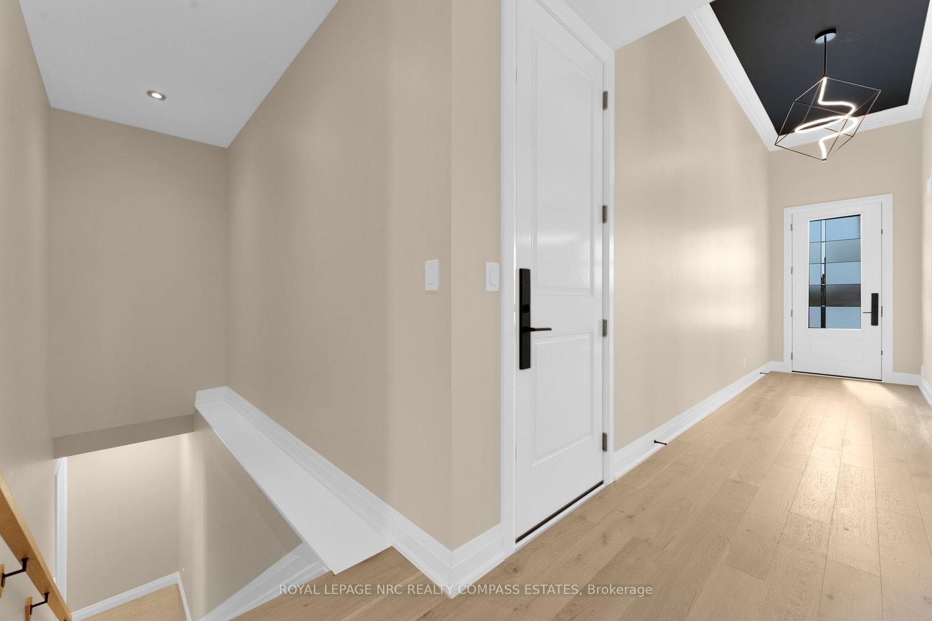 35 Oakley Drive photo 11
