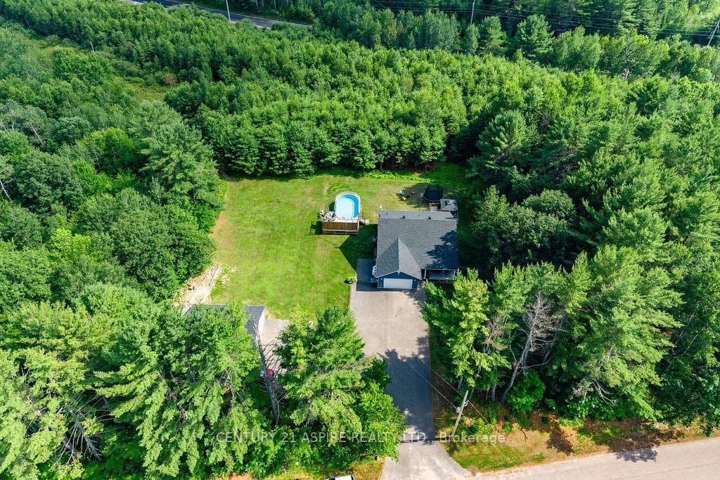 48 Plum Tree Lane photo 13