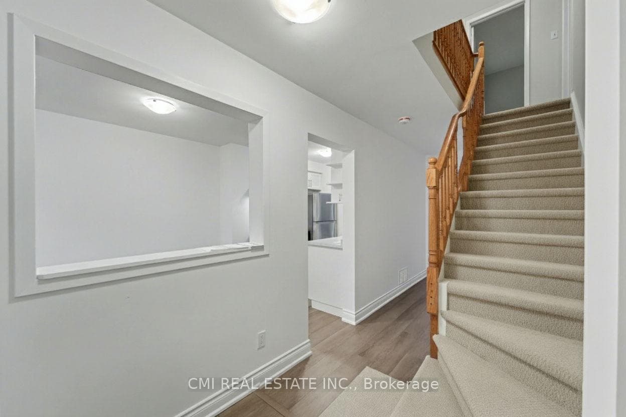 51 Lucas Lane photo 16