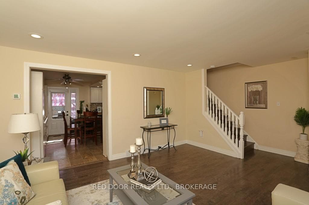 3 Chiddington Gate photo 5