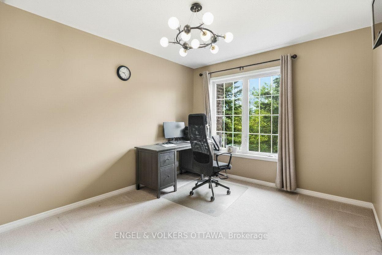8 Glenrill Place photo 34