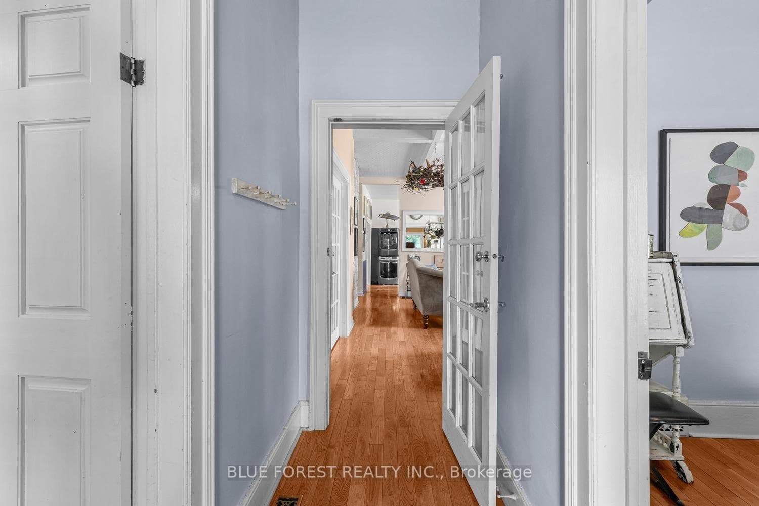 550 Elizabeth Street photo 5