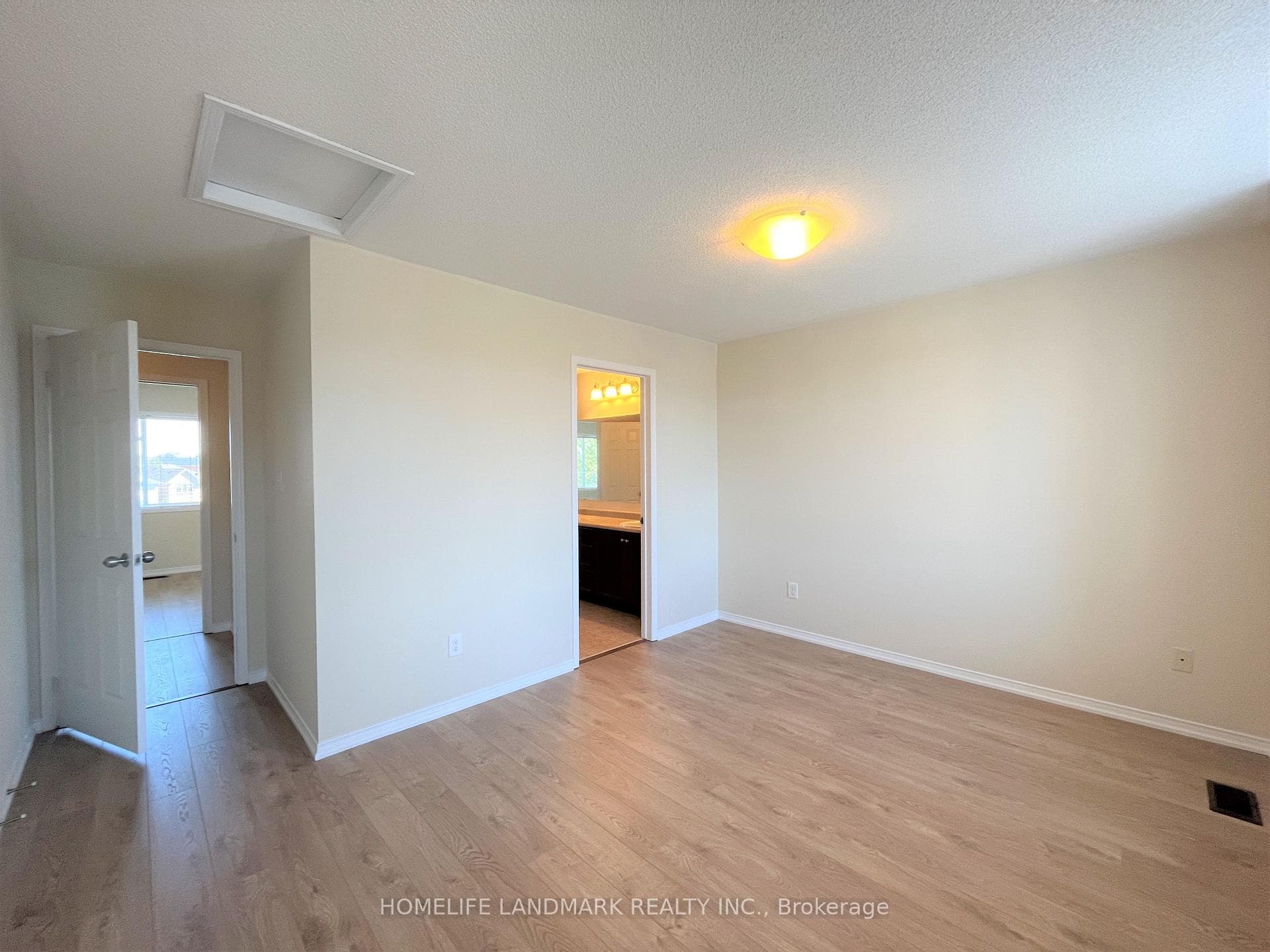 79 John Bell Crescent photo 26