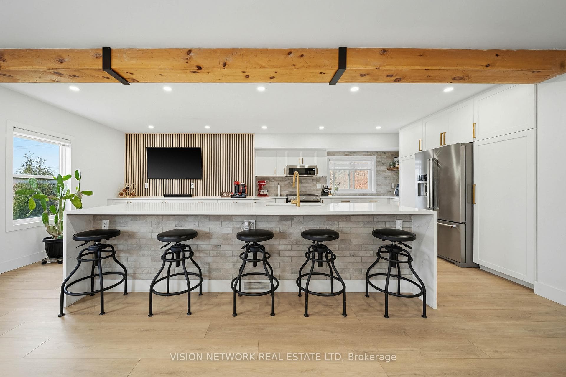 266 Chestnut Street photo 4