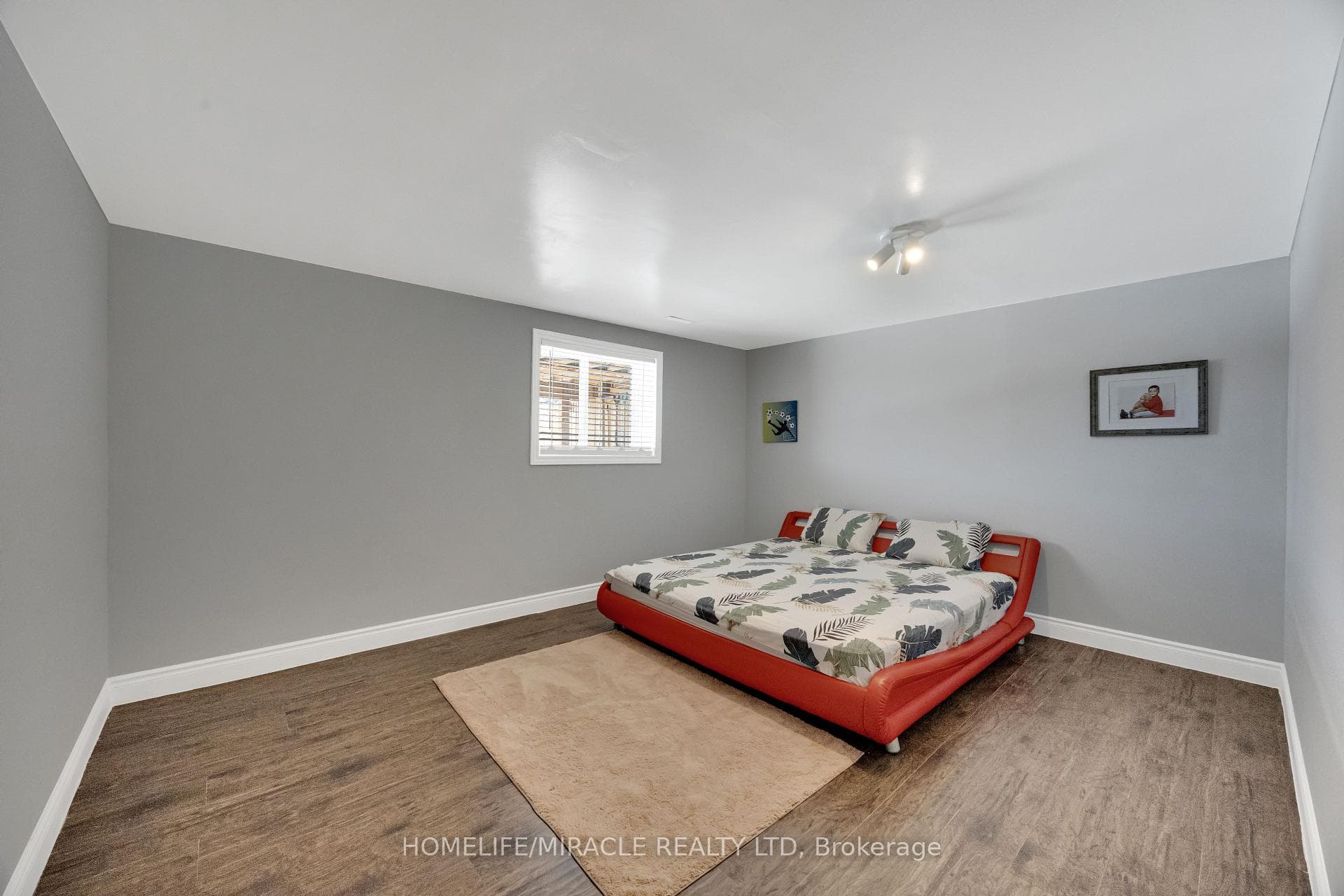78 Matheson Crescent photo 36