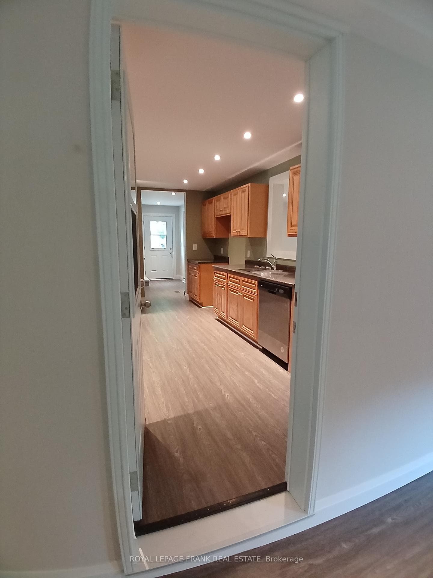 36 Madoc Street photo 27