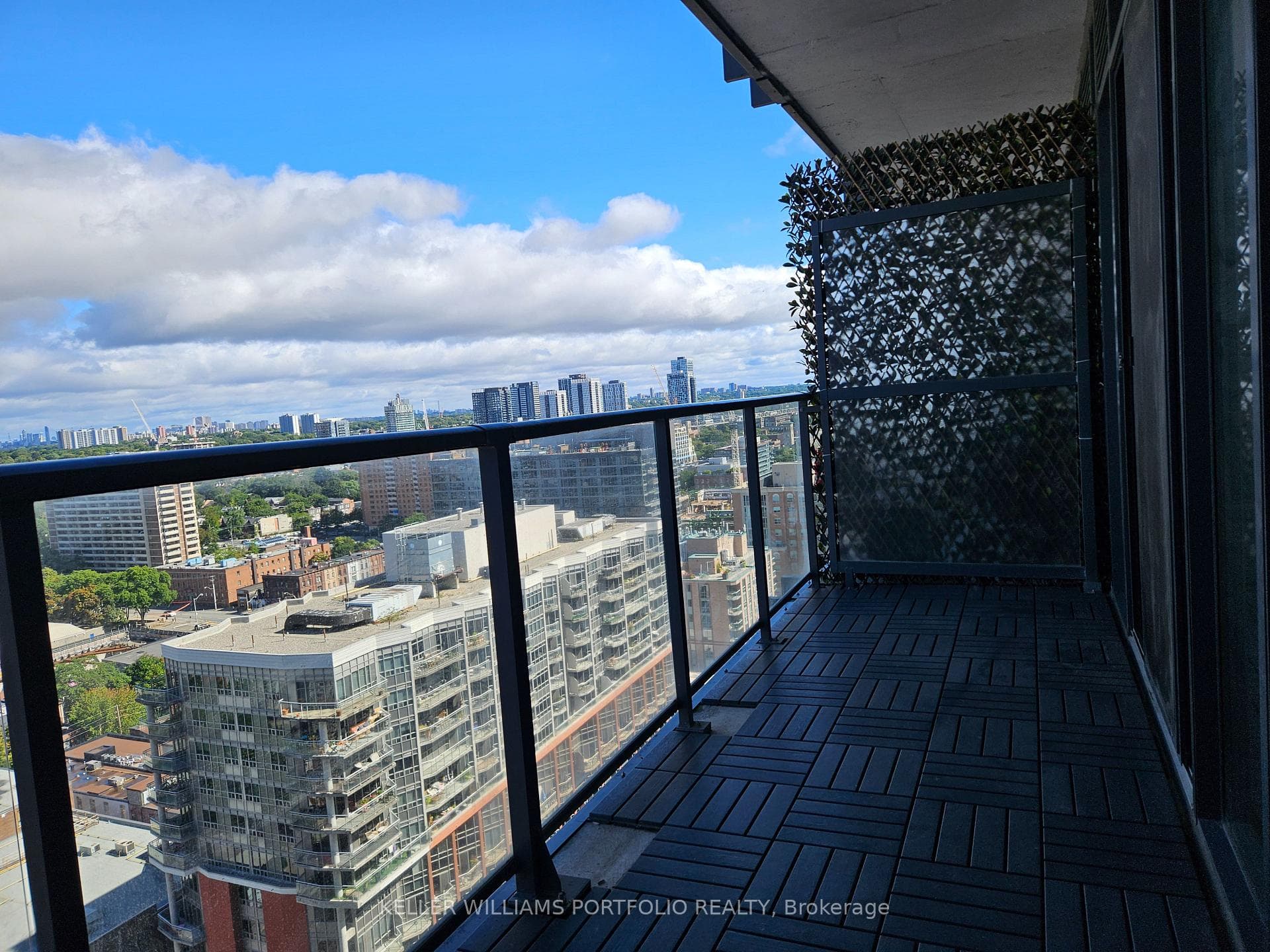 105 George Street Unit 2012 photo 11