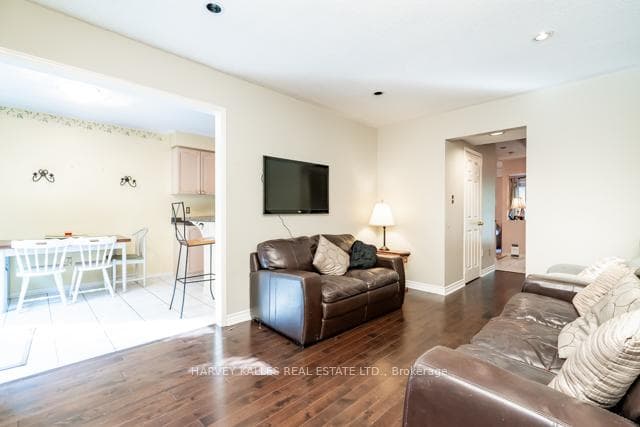5230 Glen Erin Drive Unit 83 photo 11