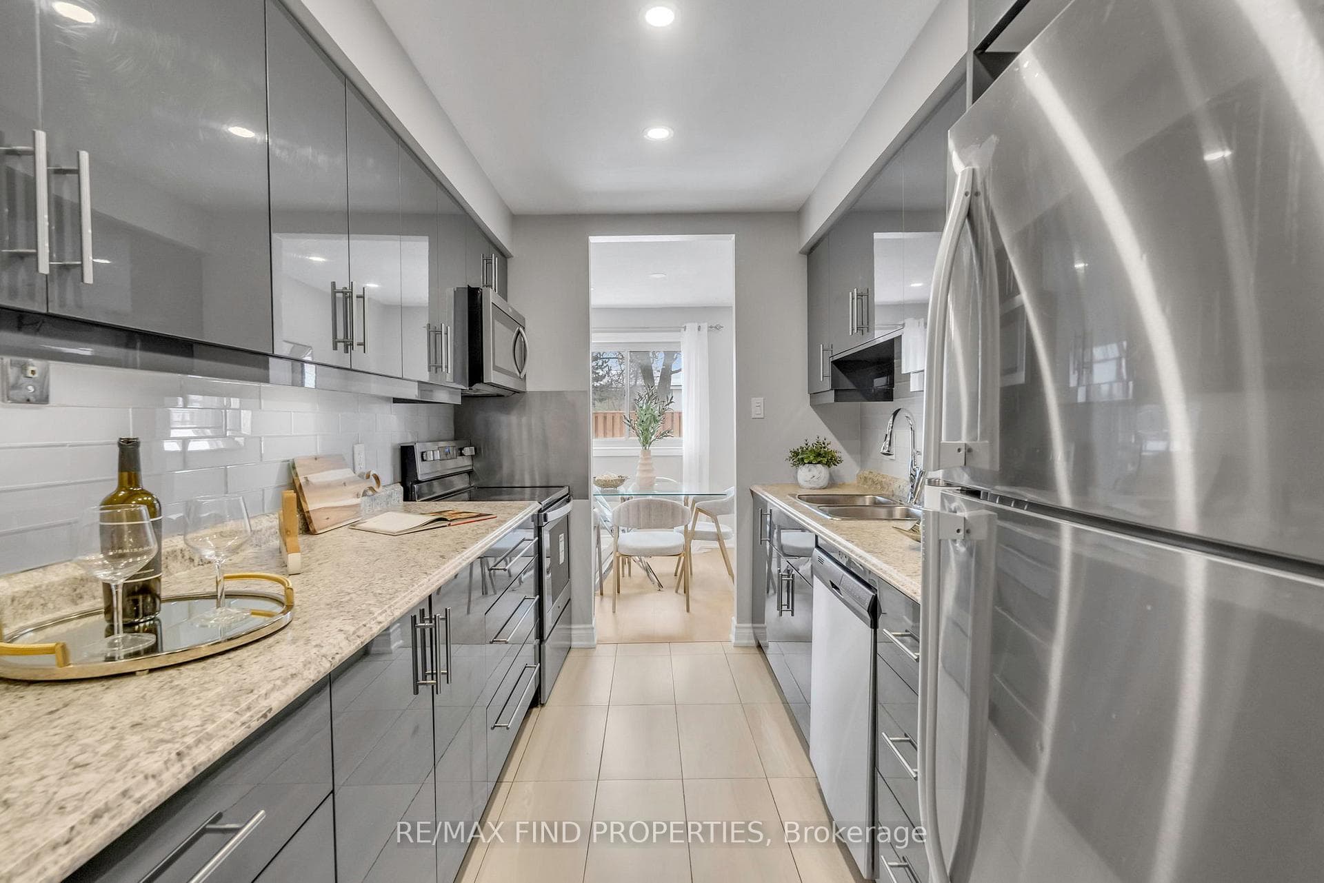 2301 Derry Road Unit 13 photo 6