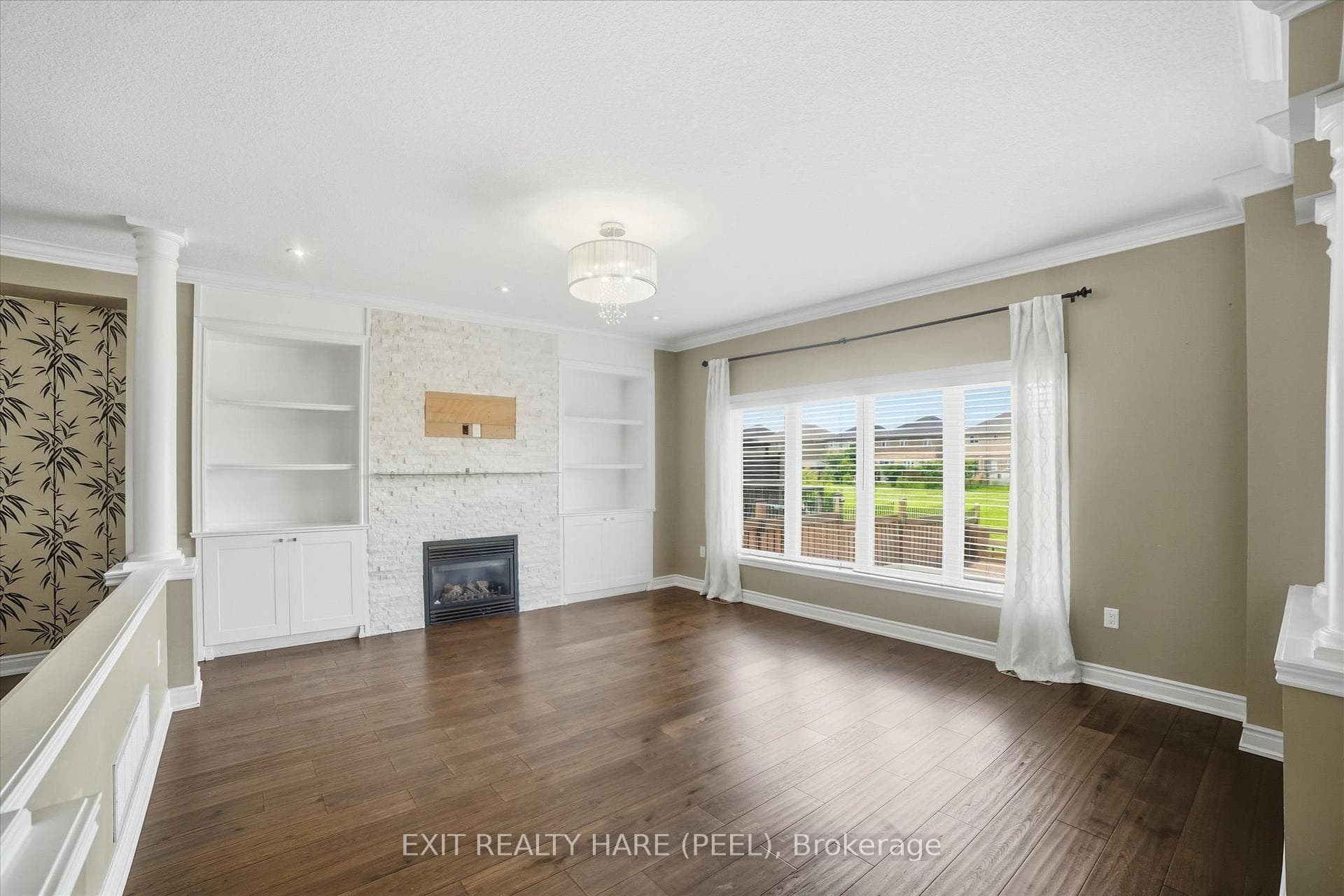 174 Irwin Avenue photo 12