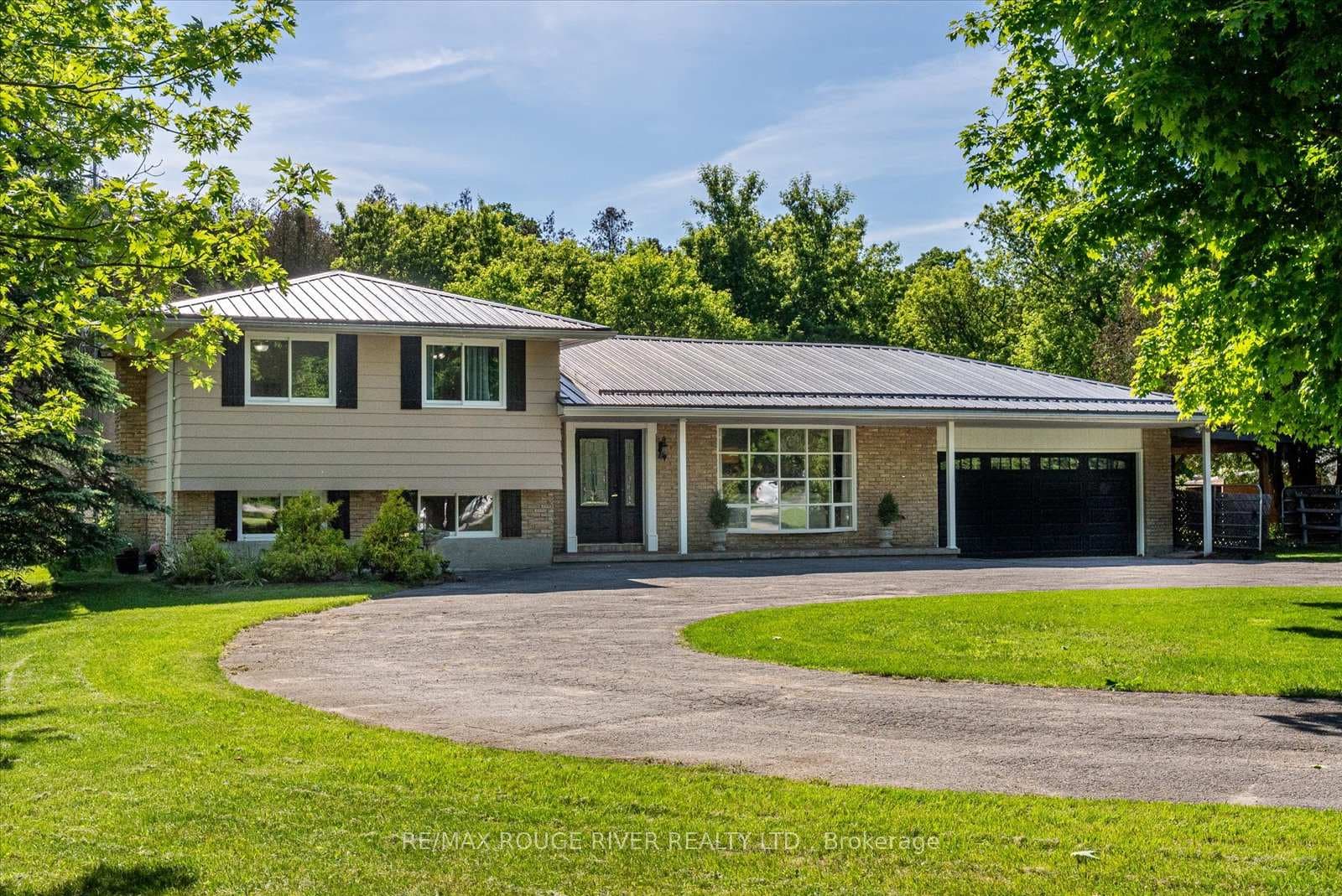 7676 Leskard Road photo 1