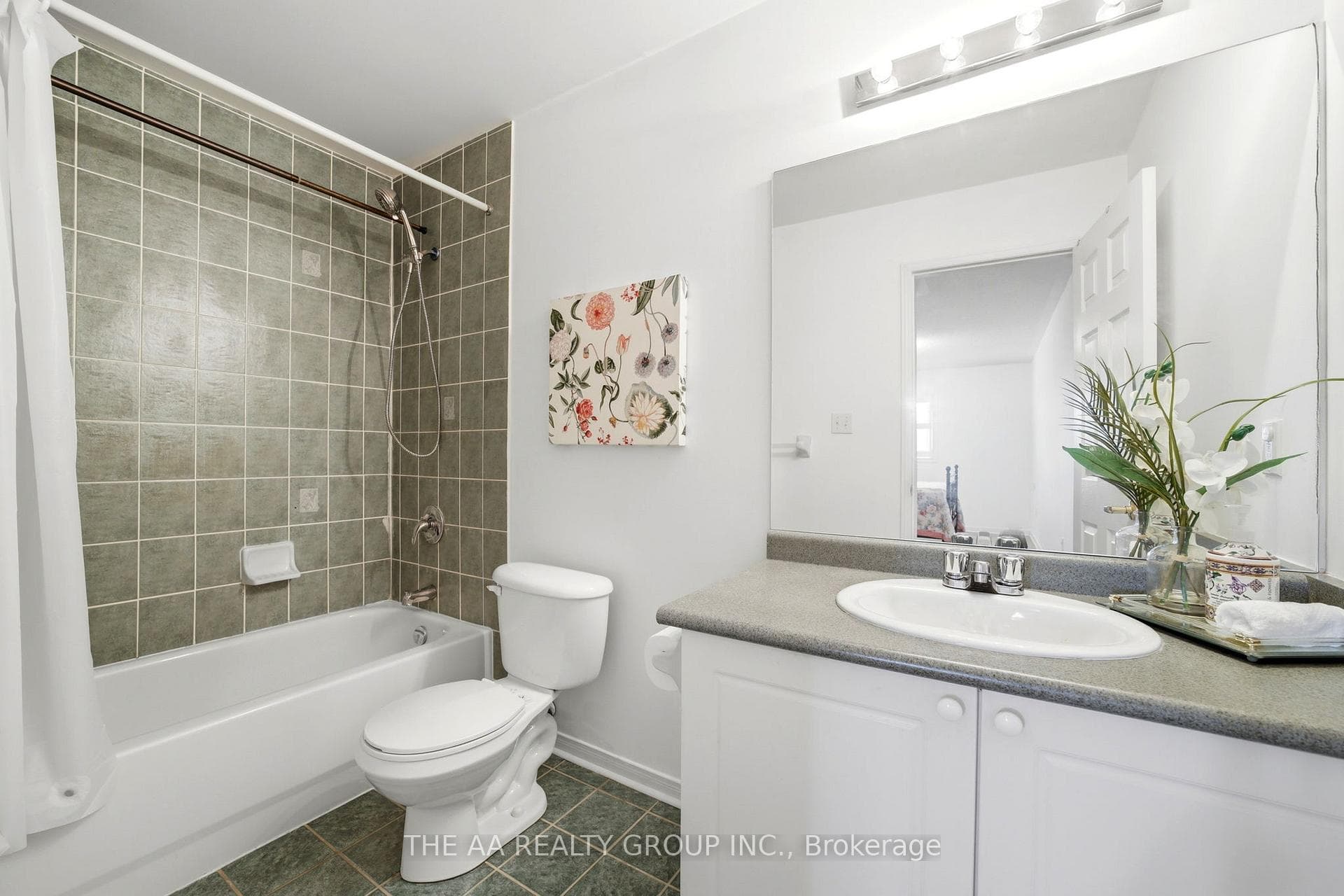 93 San Gabriele Place photo 31