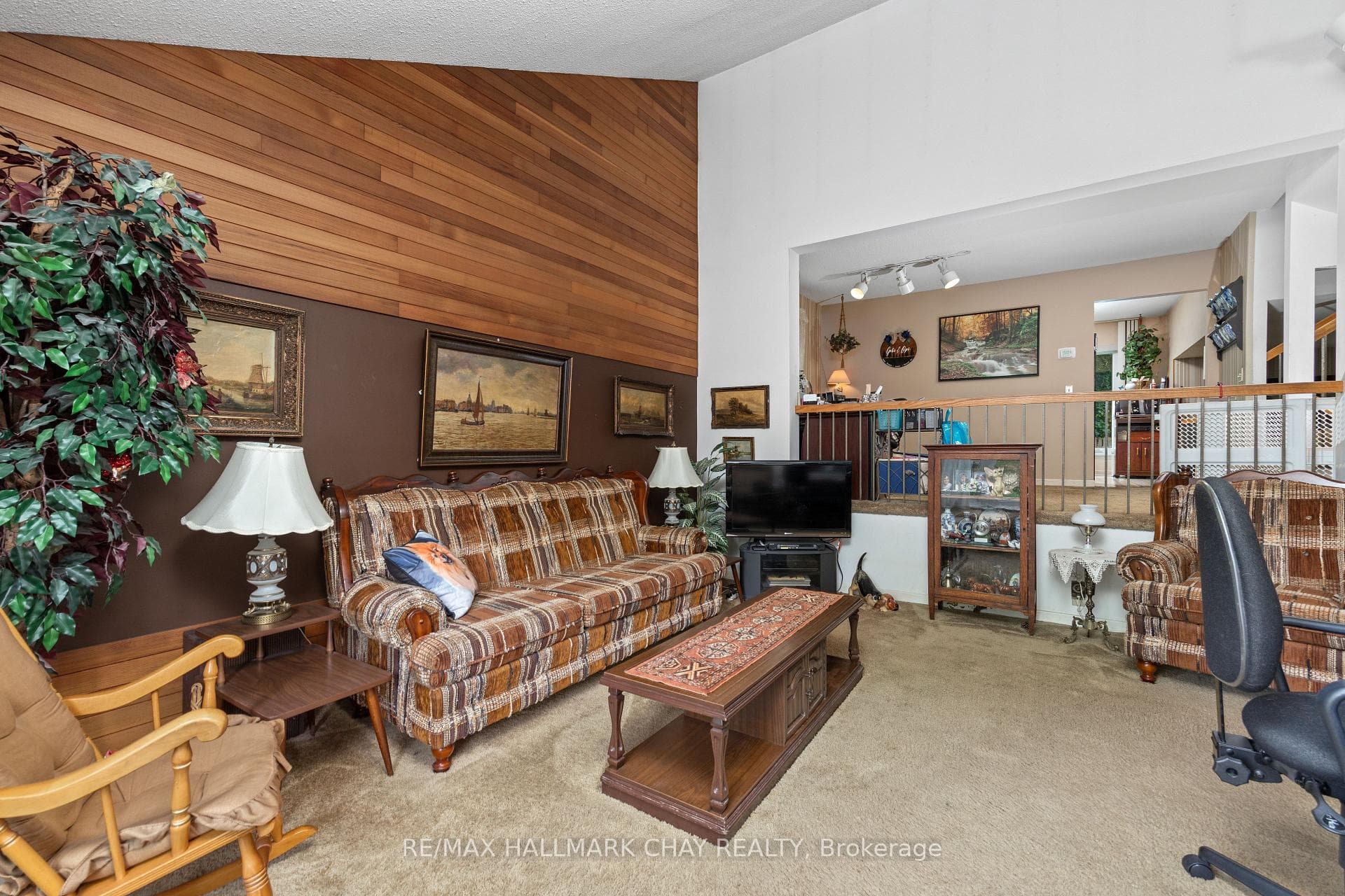 125 Royal Palm Drive photo 6