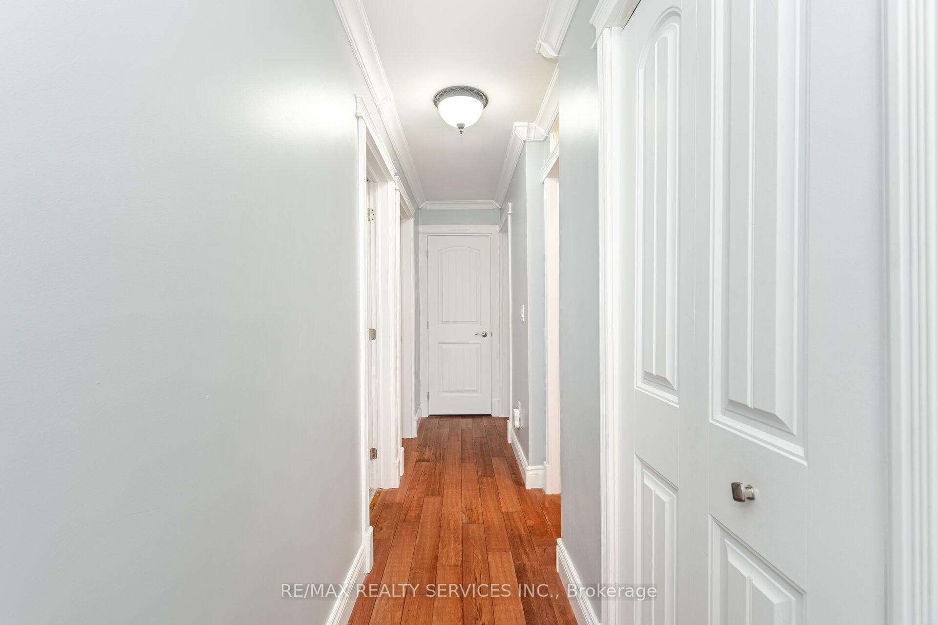 234 Elizabeth Street photo 21