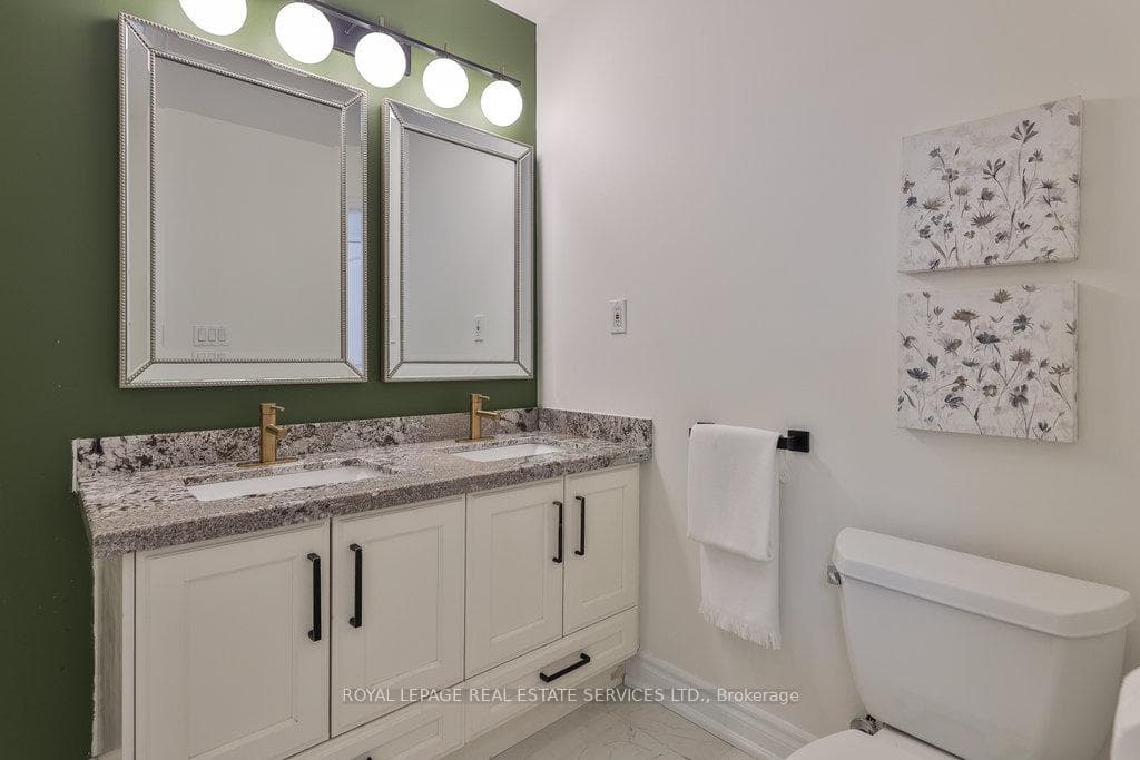 124 Coxwell Avenue photo 22