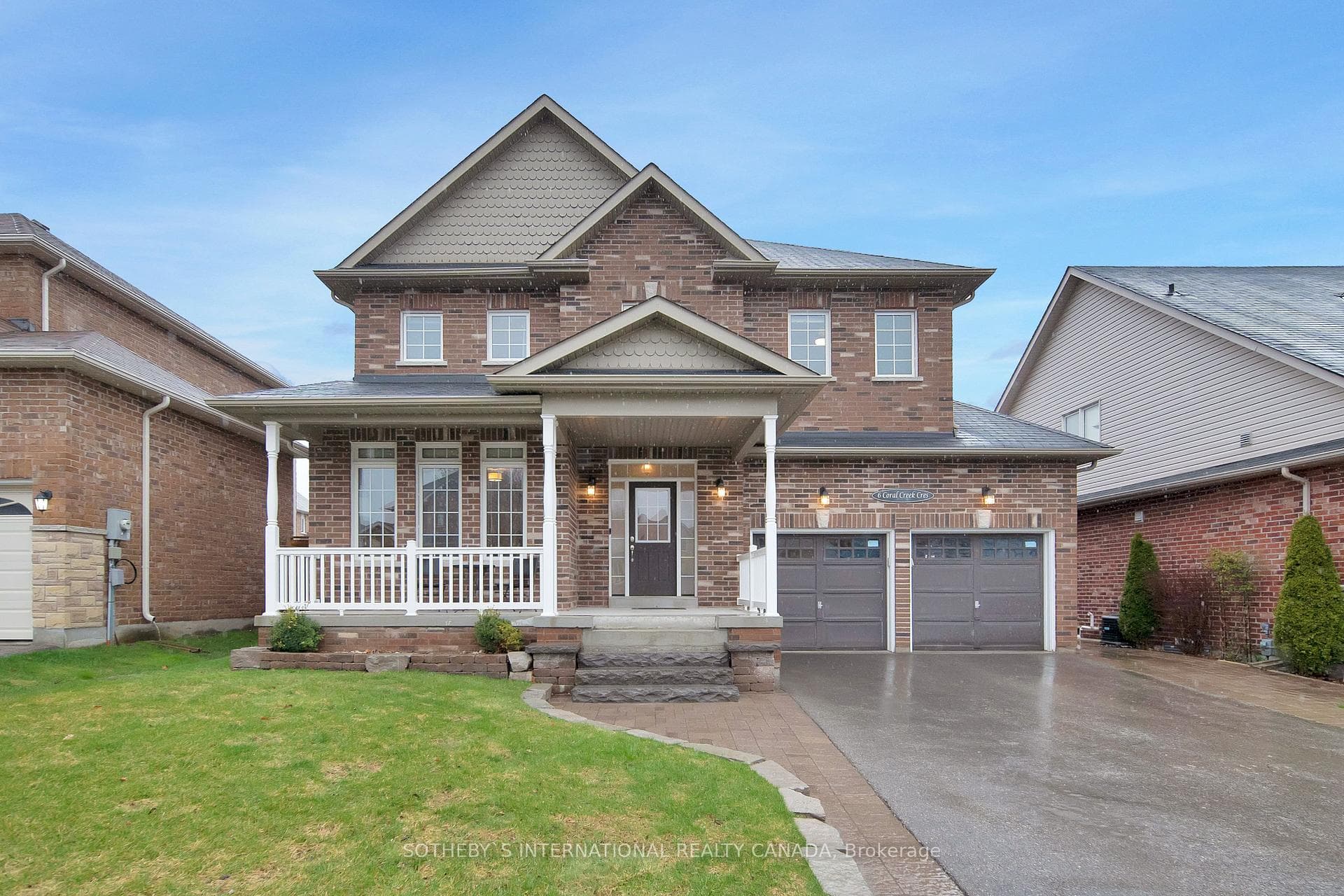 6 Coral Creek Crescent photo 1