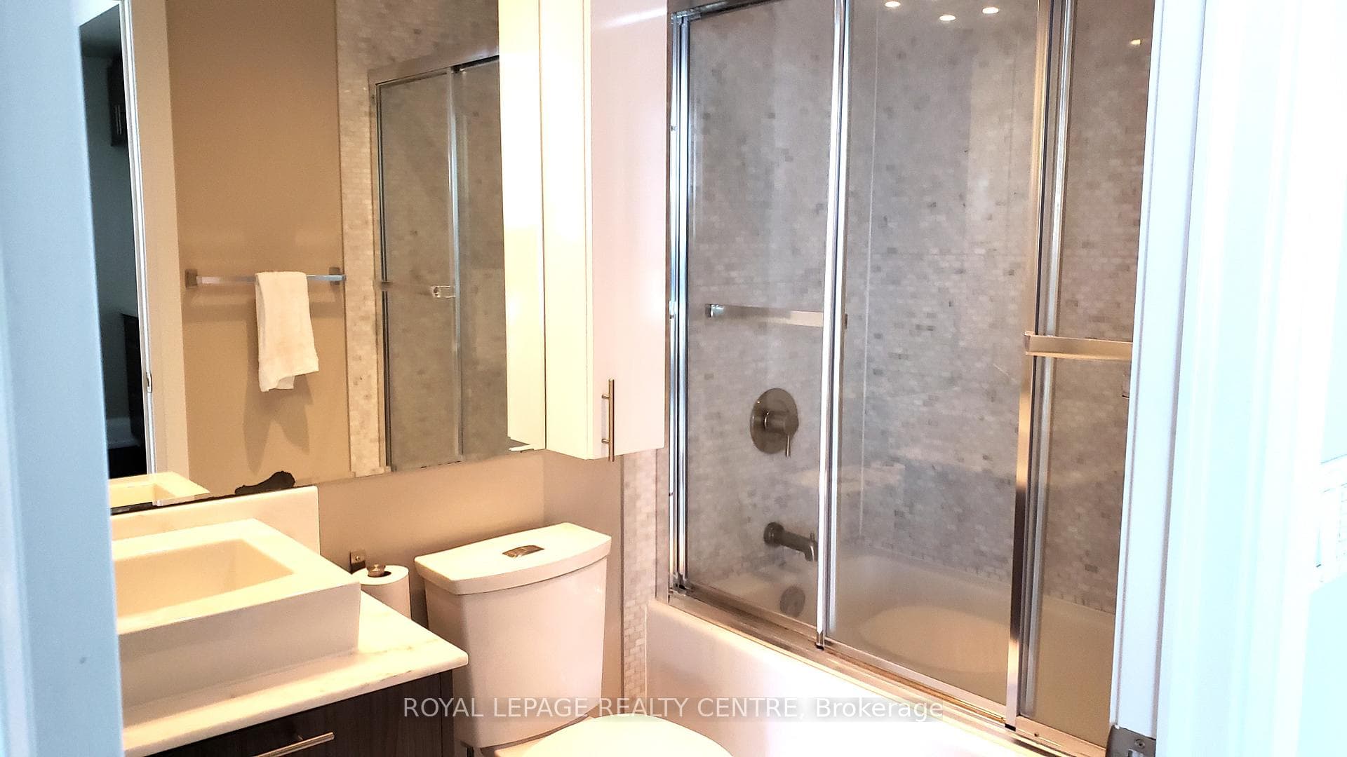 8 Mercer Street Unit 3006 photo 5