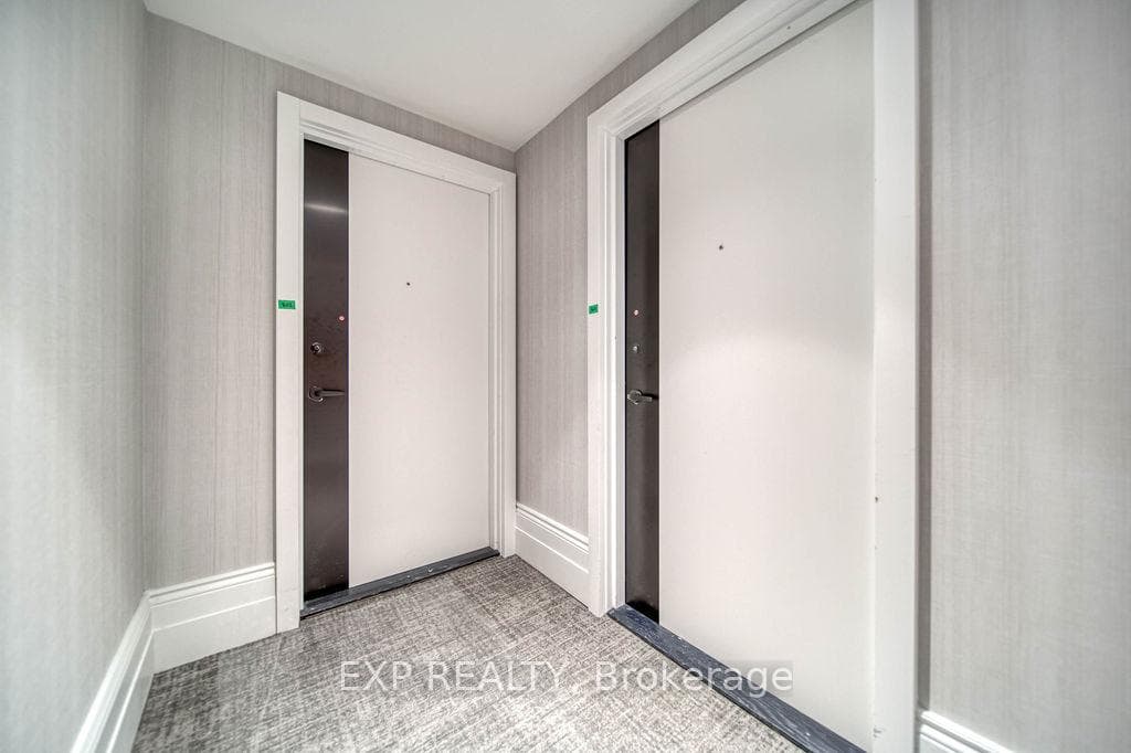 8 Cedarland Drive Unit 1601 photo 4