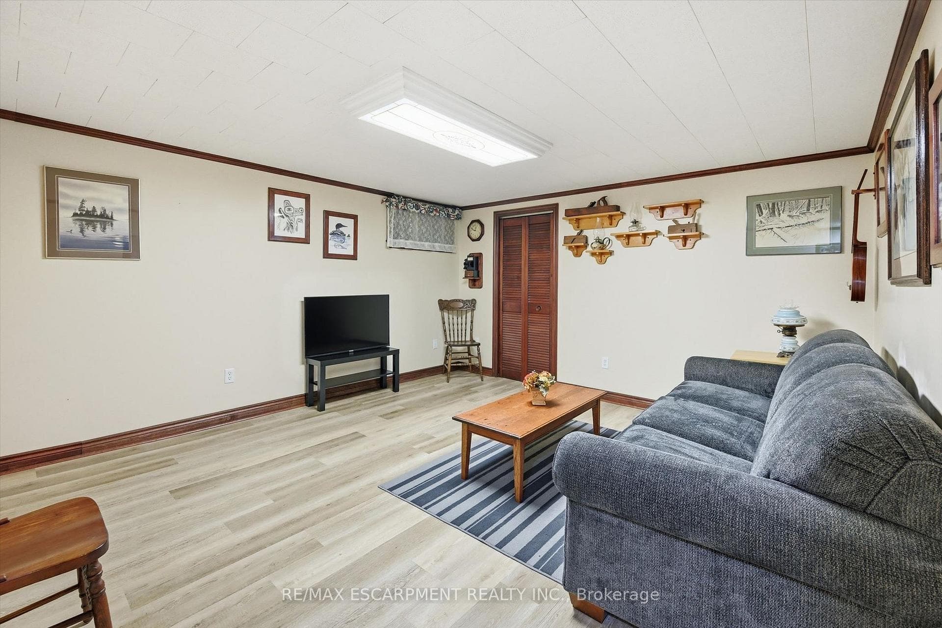 2191 Mount Royal Avenue photo 26